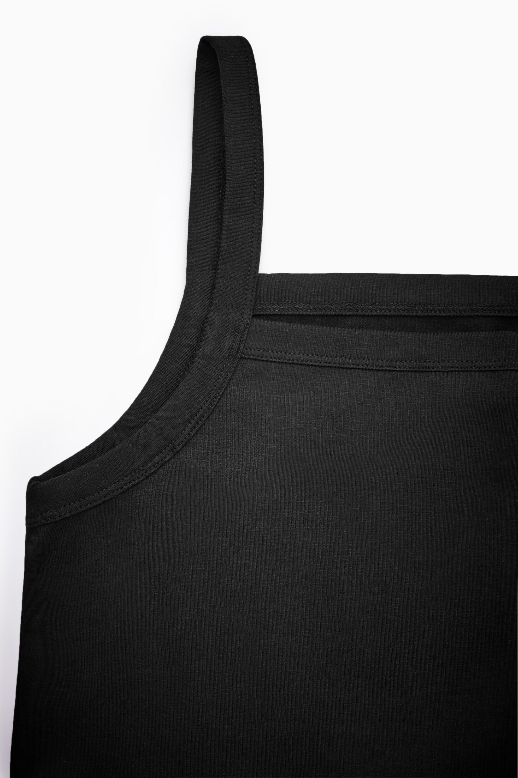 StillMedia/DescriptiveDetail