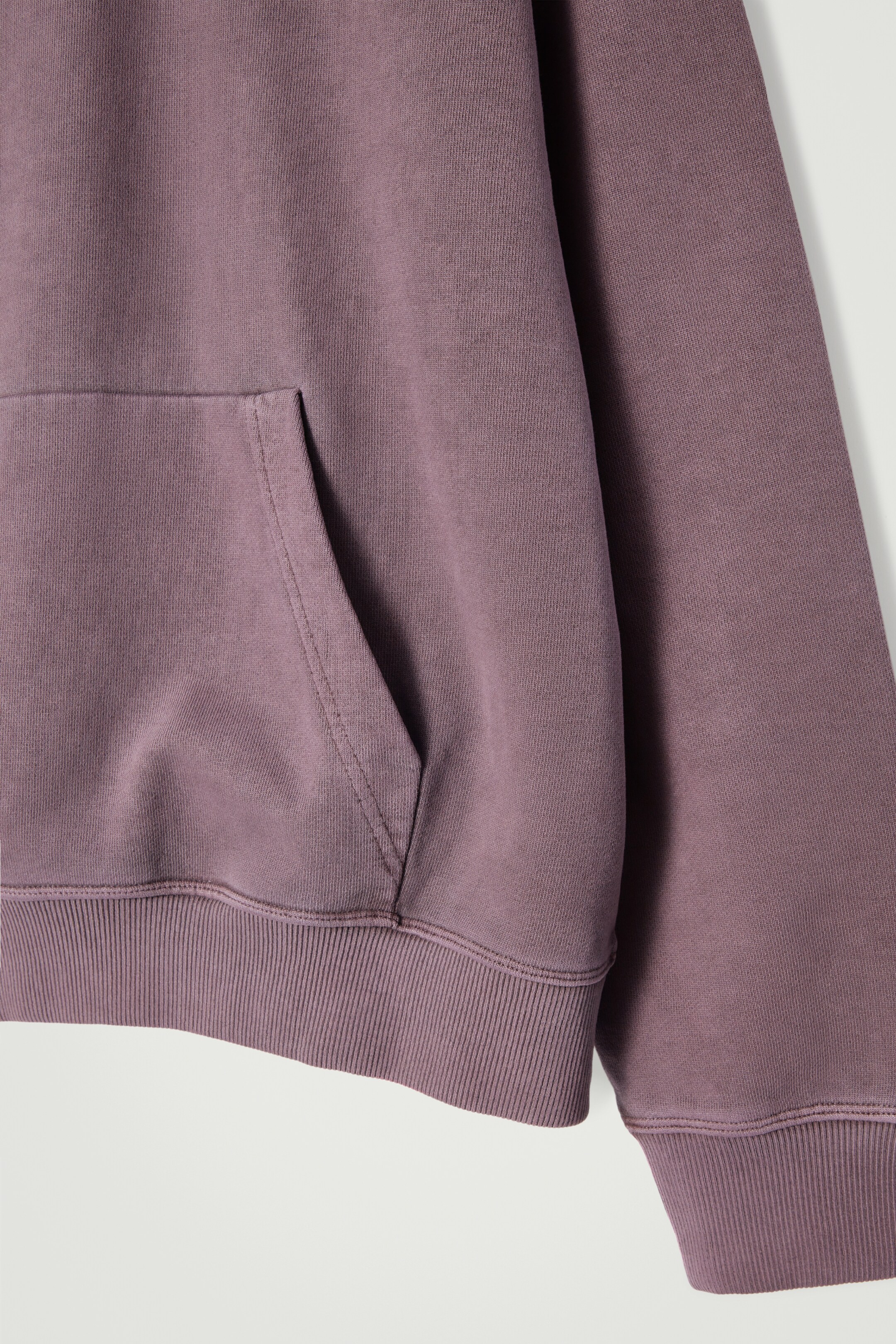 Ver imagem maior: WASHED COTTON-JERSEY HOODIE - PURPLE - HOMEM | H&M PT 2