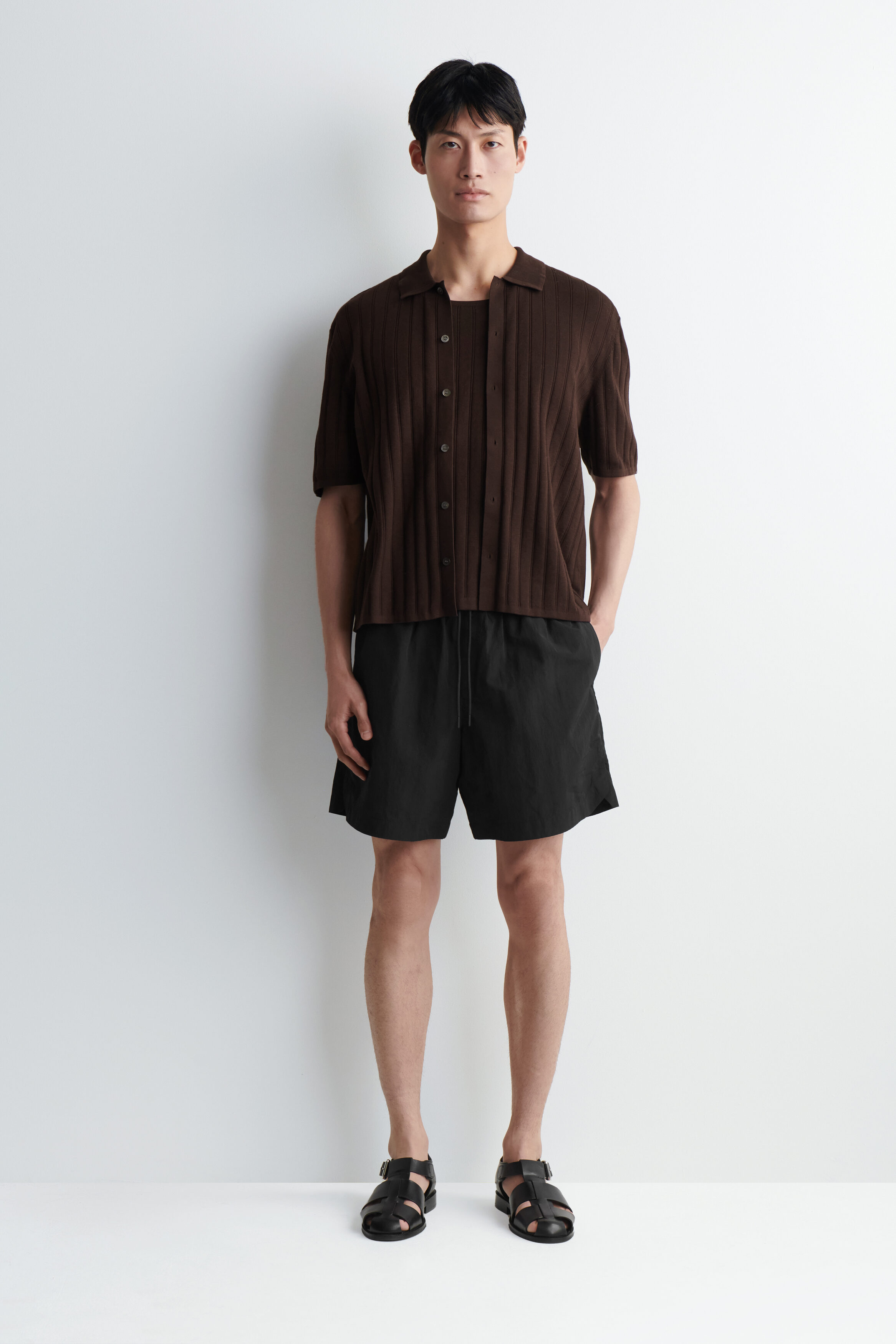 NYLON WIDE-LEG DRAWSTRING SWIM SHORTS - BLACK | COS US