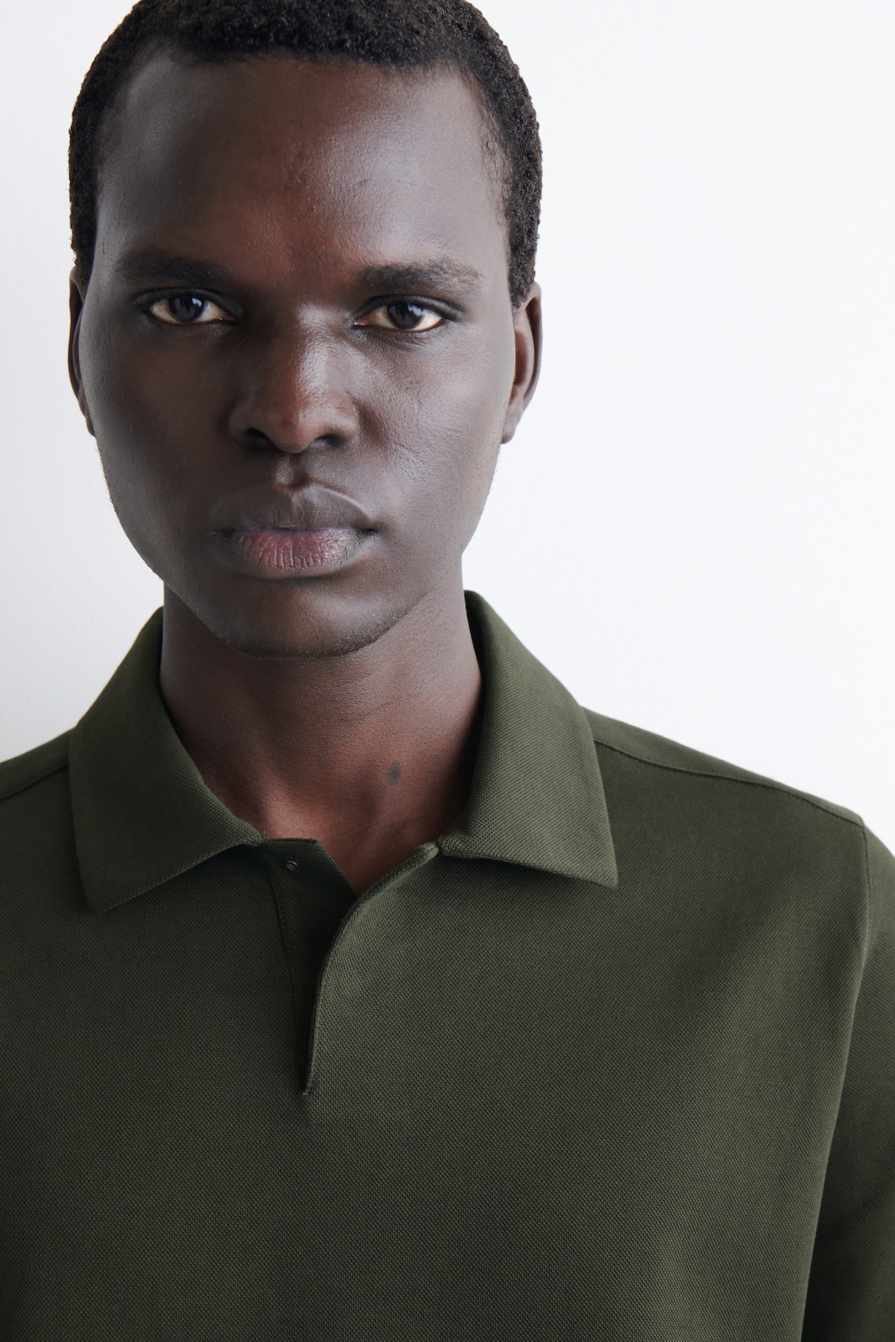 COTTON-PIQUÉ POLO SHIRT — DARK GREEN