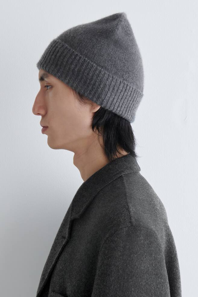 CASHMERE BEANIE-DARK GREY - 6