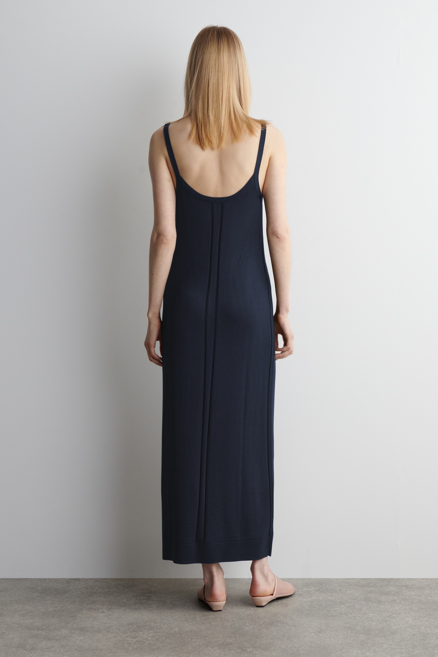 VESTIDO LENCERO MIDI DE PUNTO - AZUL MARINO - 3