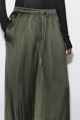 PLEATED SATIN DRAWSTRING PANTS — KHAKI 2