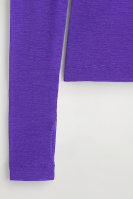 MERINO WOOL TURTLENECK TOP — PURPLE 7