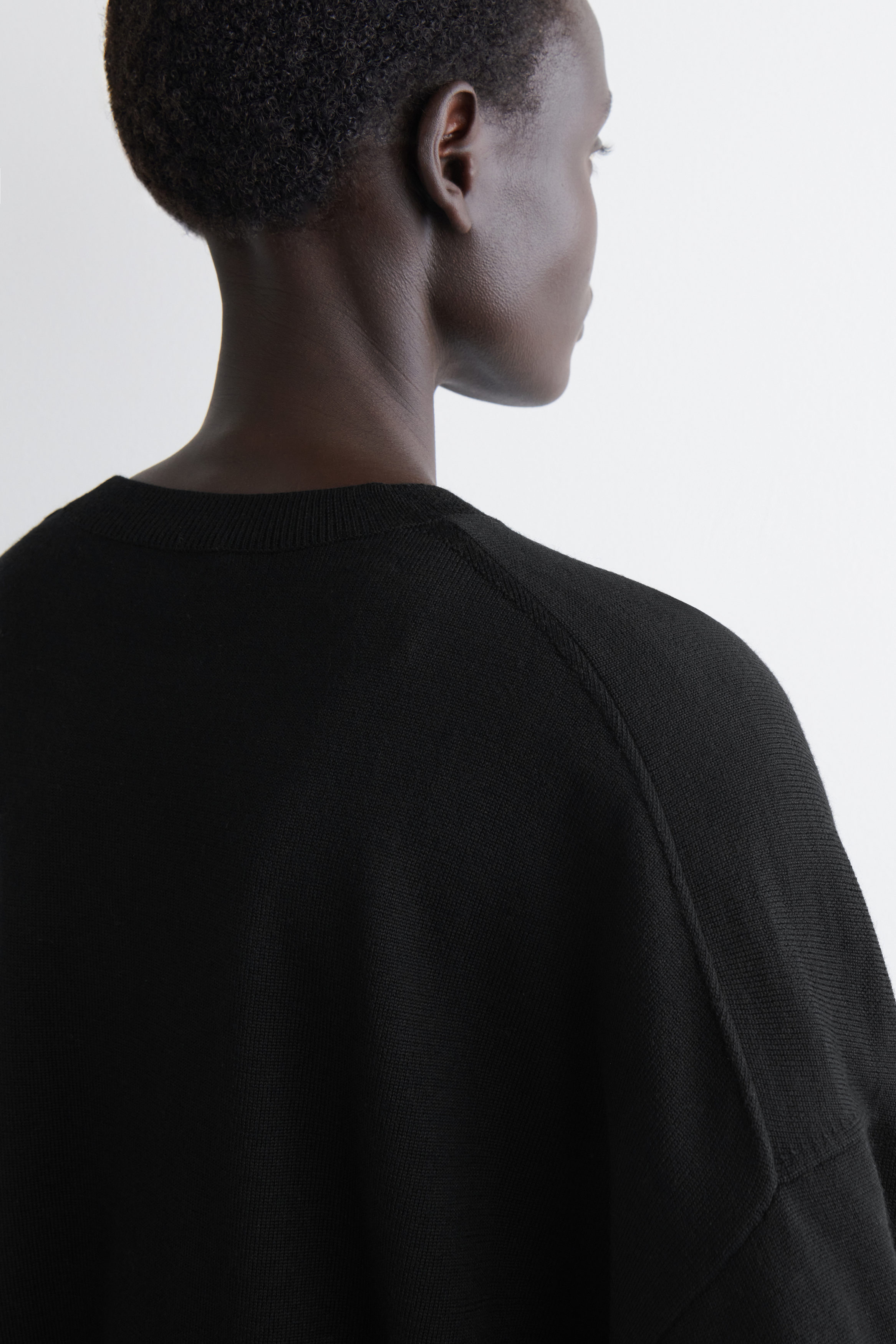Pull Cos Col Haut - Noir - Femme XS - Tricot Ajusté - Coupe Décontractée