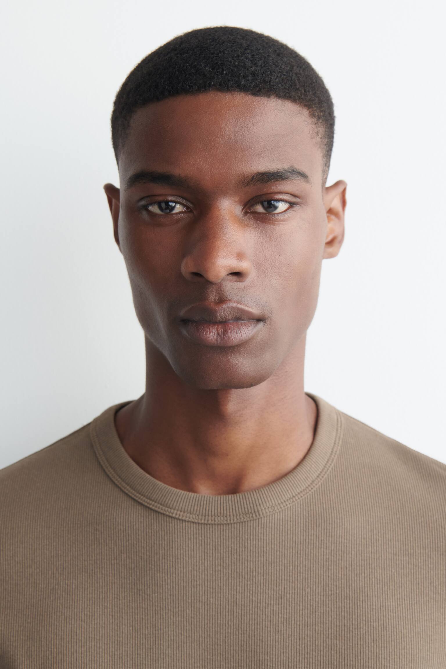 T-SHIRT SLIM IN COTONE A COSTE-MARRONE CHIARO - 3