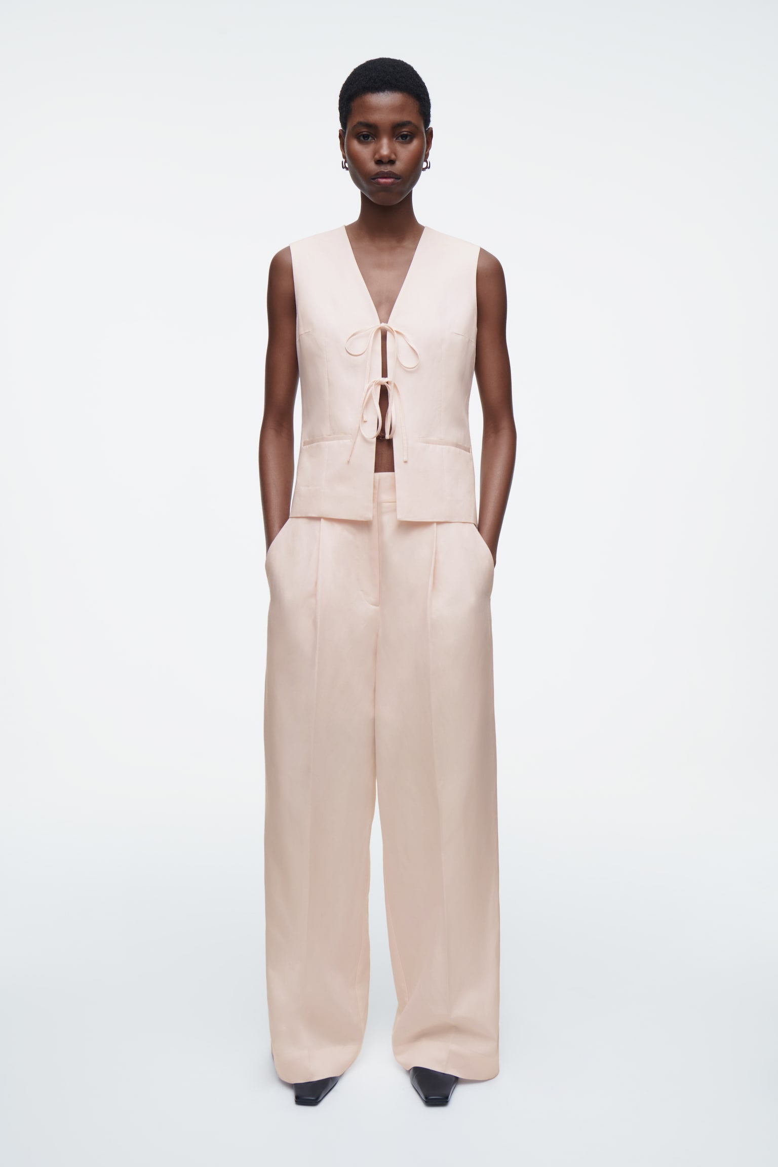 LINEN-BLEND TIE-FRONT WAISTCOAT - LIGHT PINK/NAVY/BLACK - 4