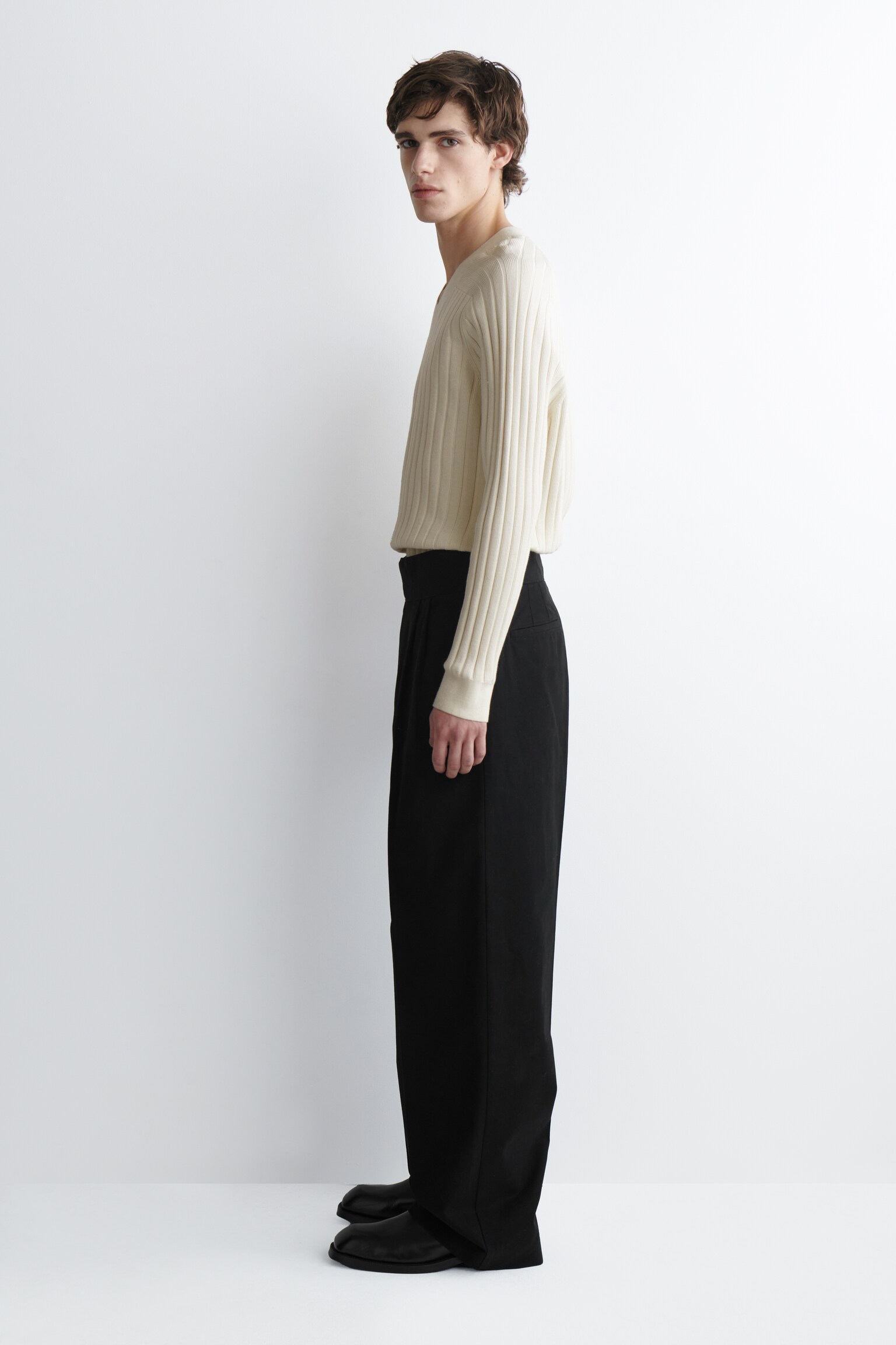 PANTALON LARGE À PLIS CEINTURÉ - BLACK/BEIGE CLAIR - 5