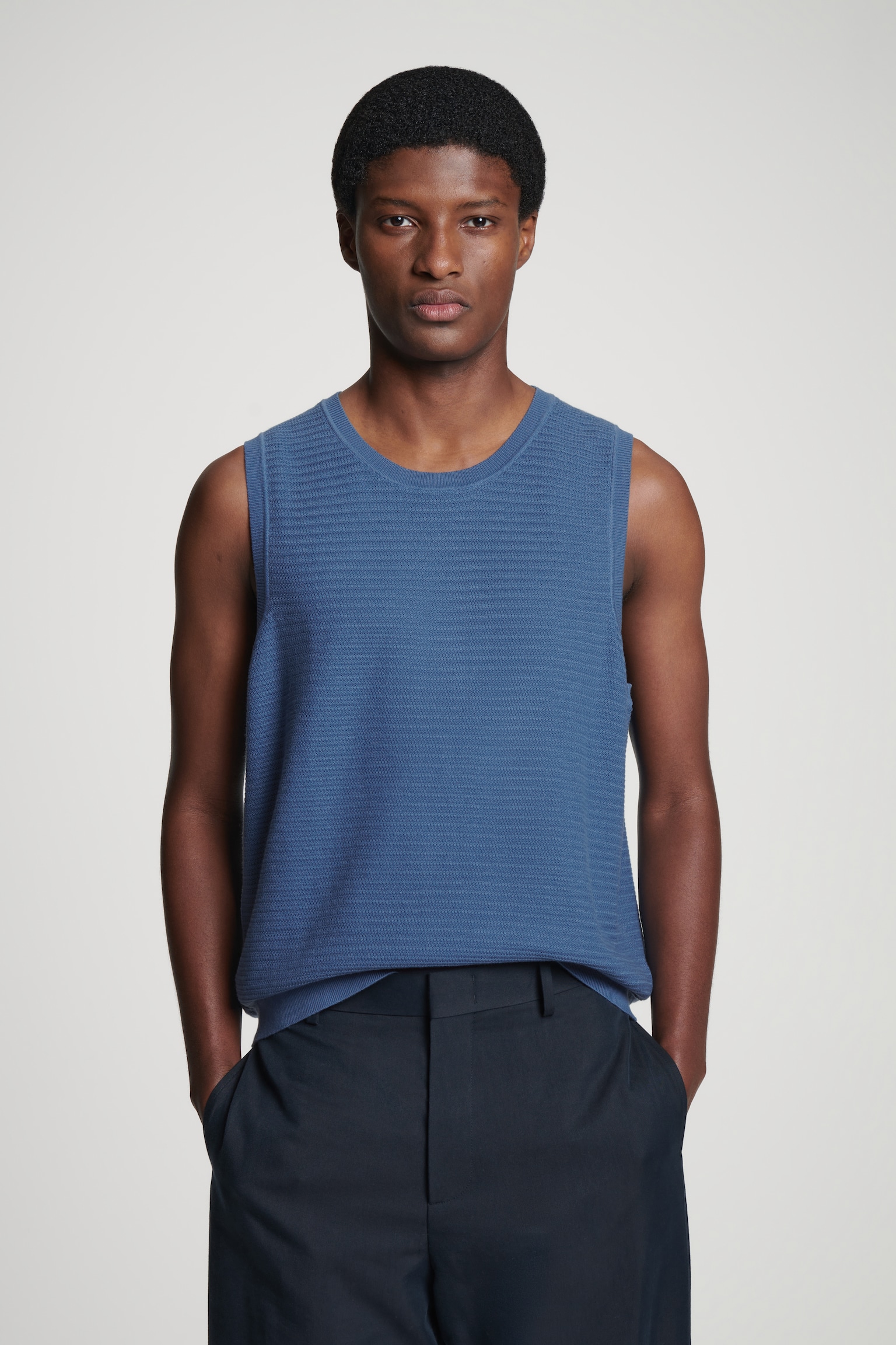 TEXTURED KNITTED COTTON TANK TOP - BLUE/OFF-WHITE/BLACK/NAVY