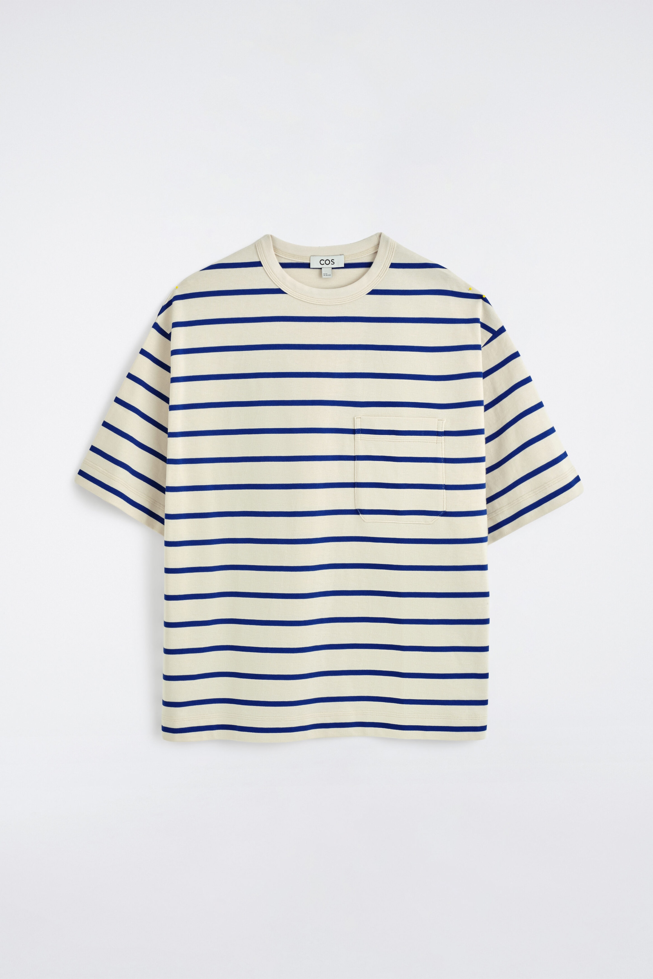 OVERSIZED T-SHIRT I KRAFTIG BOMULL