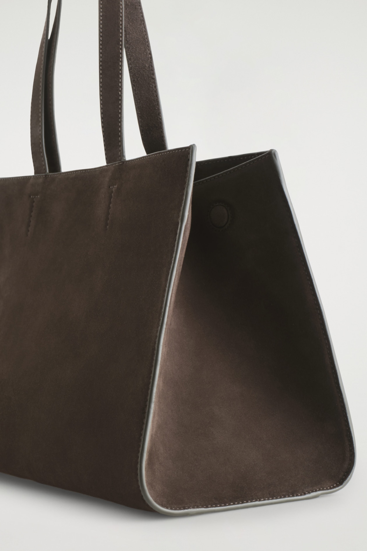 GALLERY TOTE BAG - SUEDE — DARK BROWN