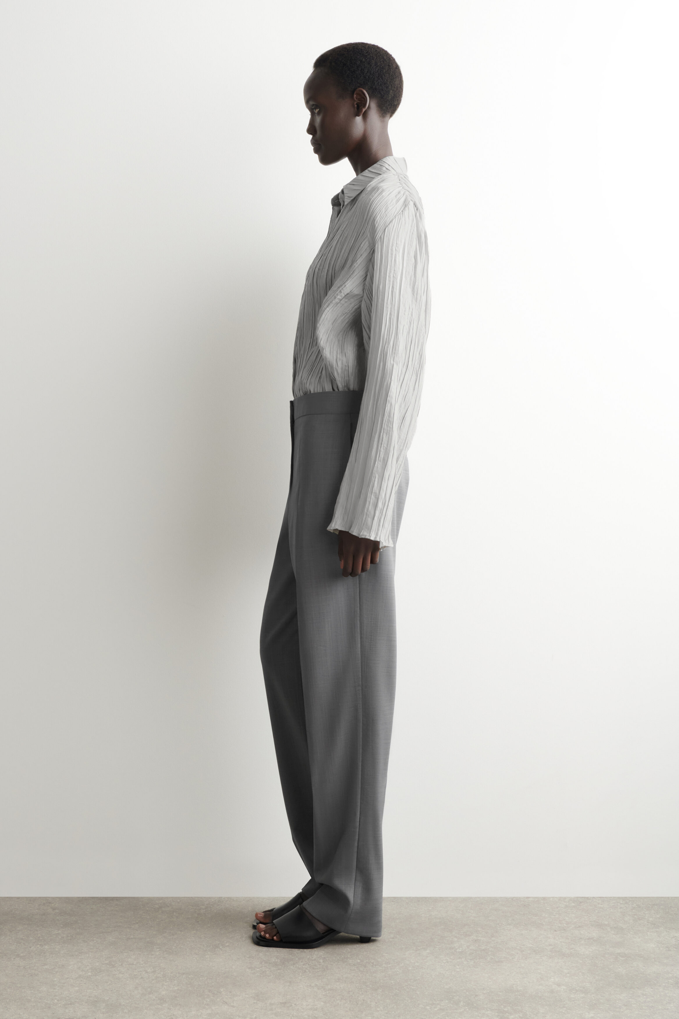 メンズウェア CLUBHAUS Tailored Trousers - Graphite L CLUBHAUS Tailored Trousers - Graphite L 【公式通販】