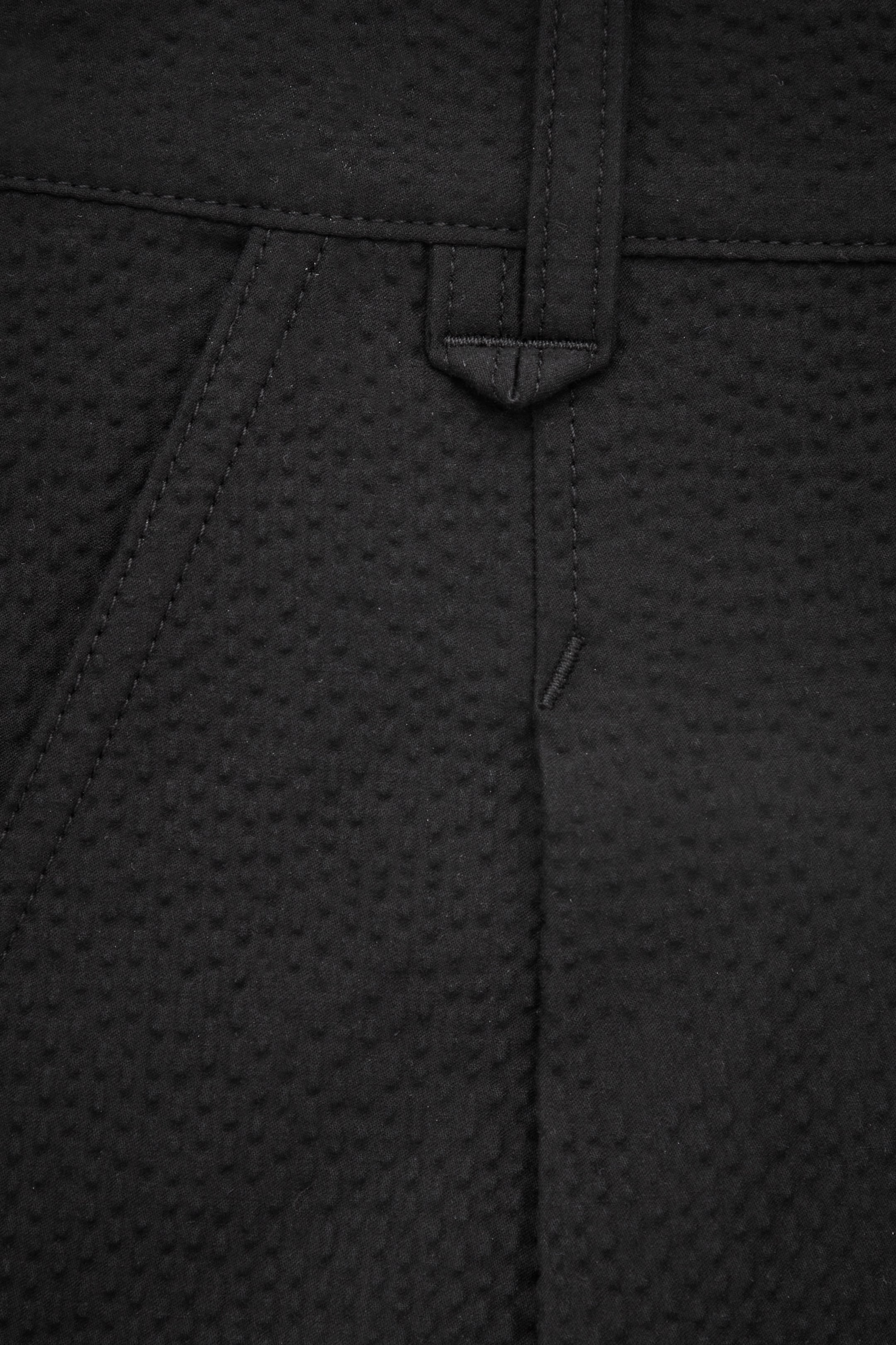 StillMedia/DescriptiveDetail