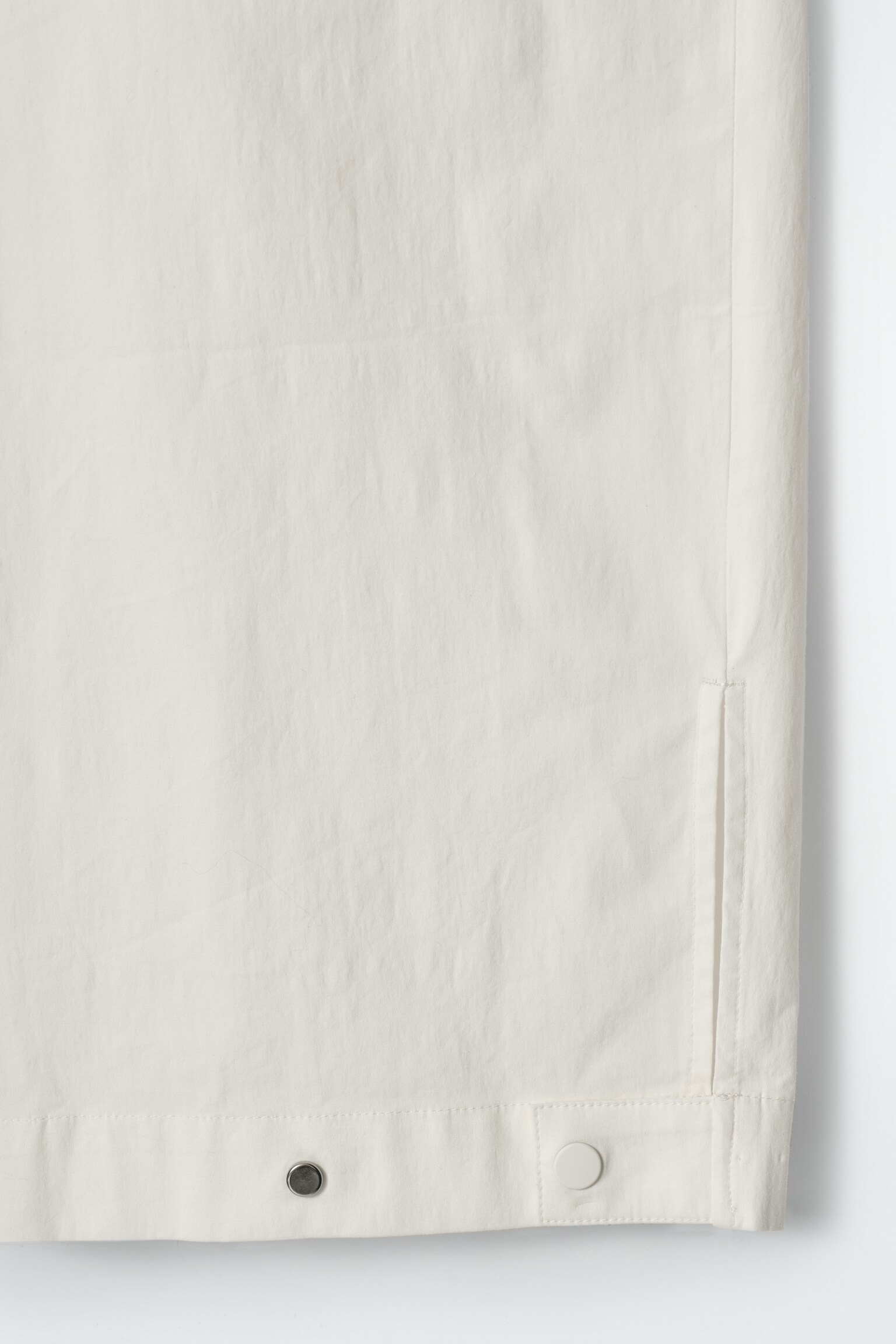 PANTALONI CARGO IN STILE UTILITY CON TAGLIO BARREL - BIANCO SPORCO/NERO - 5