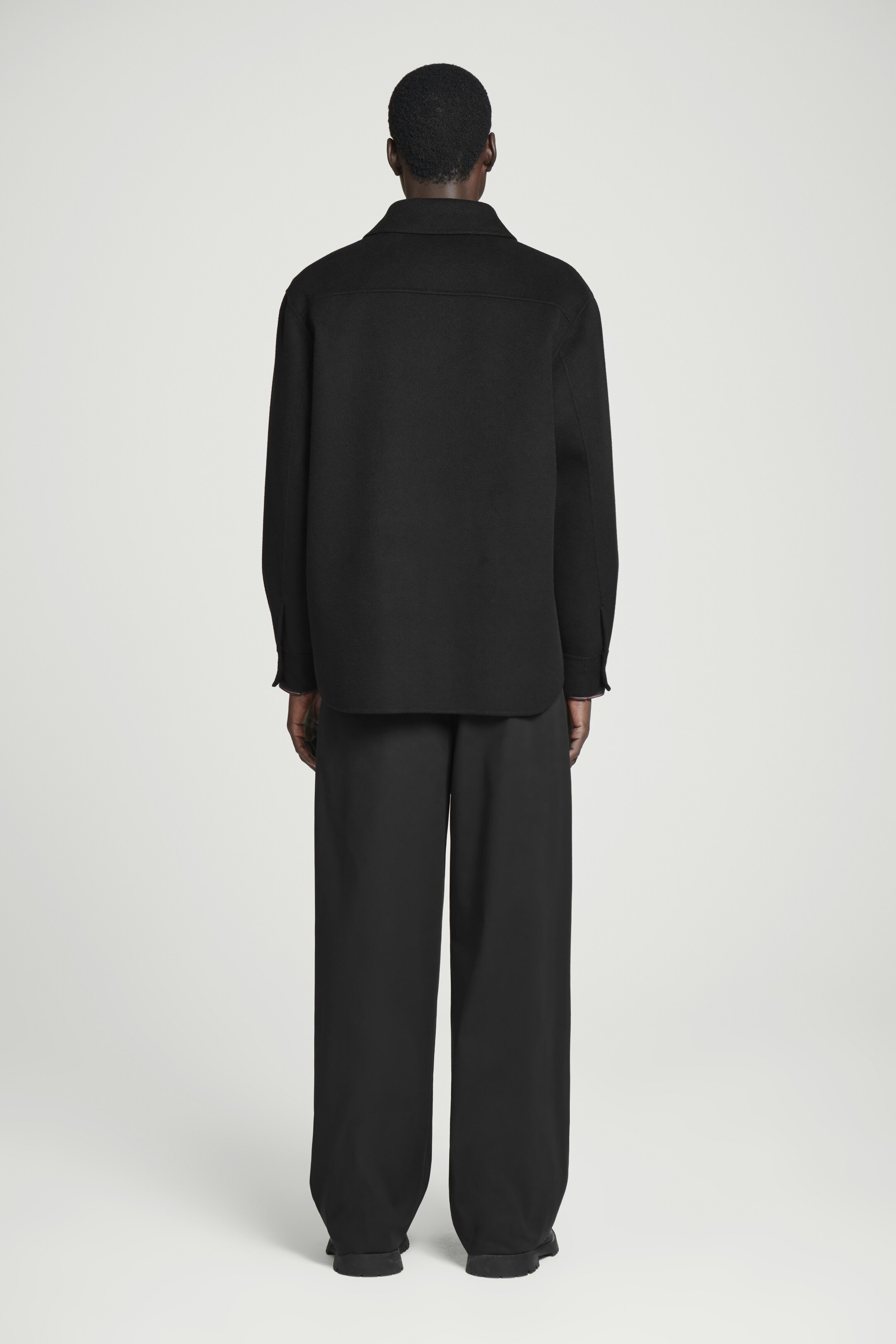 Agrandir l'image: SURCHEMISE LAINE DOUBLE FACE - NOIR - HOMME | H&M CH 2