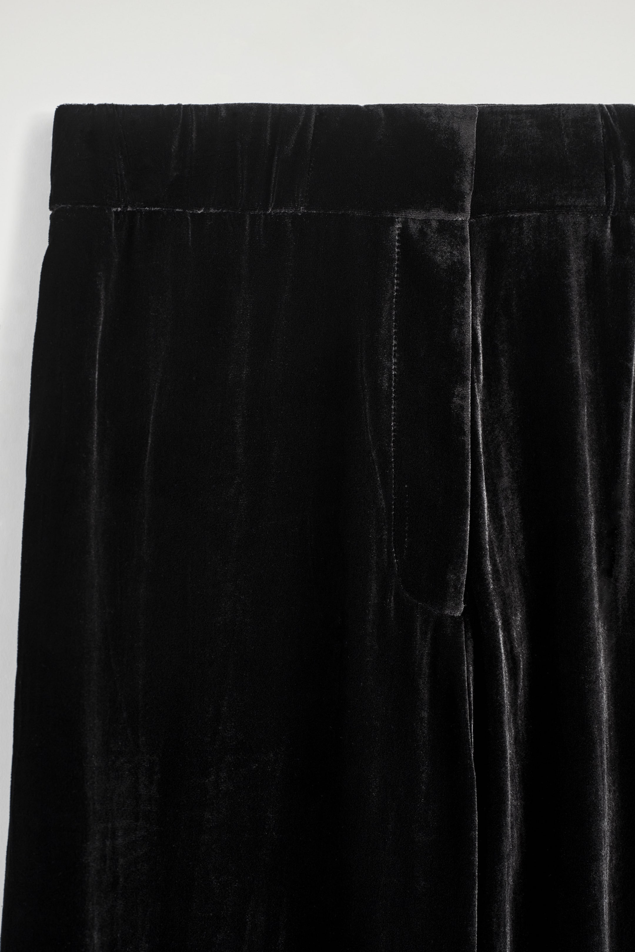 VELVET ELASTICATED STRAIGHT-LEG TROUSERS