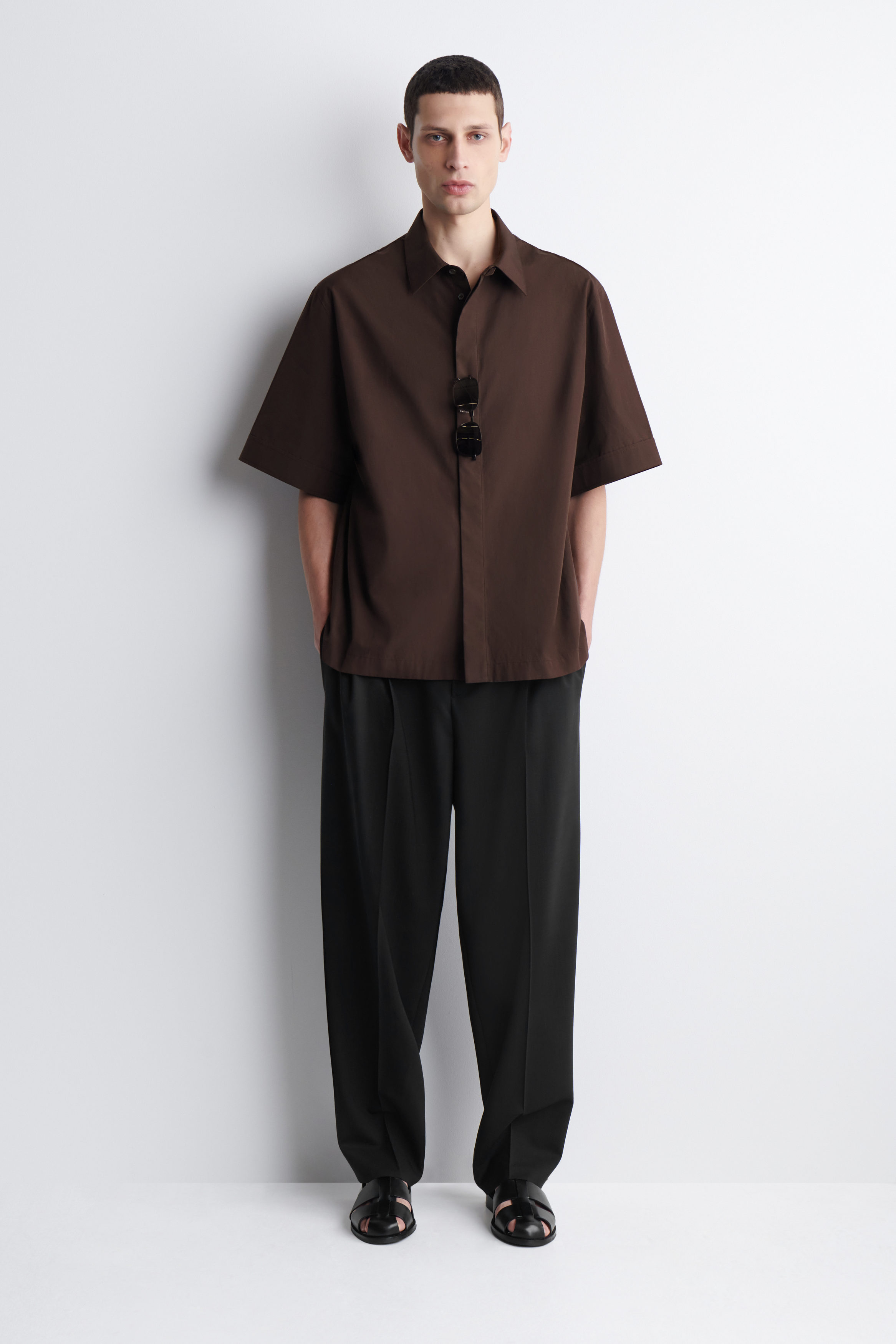 TAILORED SHORT-SLEEVED COTTON SHIRT - BITTER CHOCOLATE | COS US