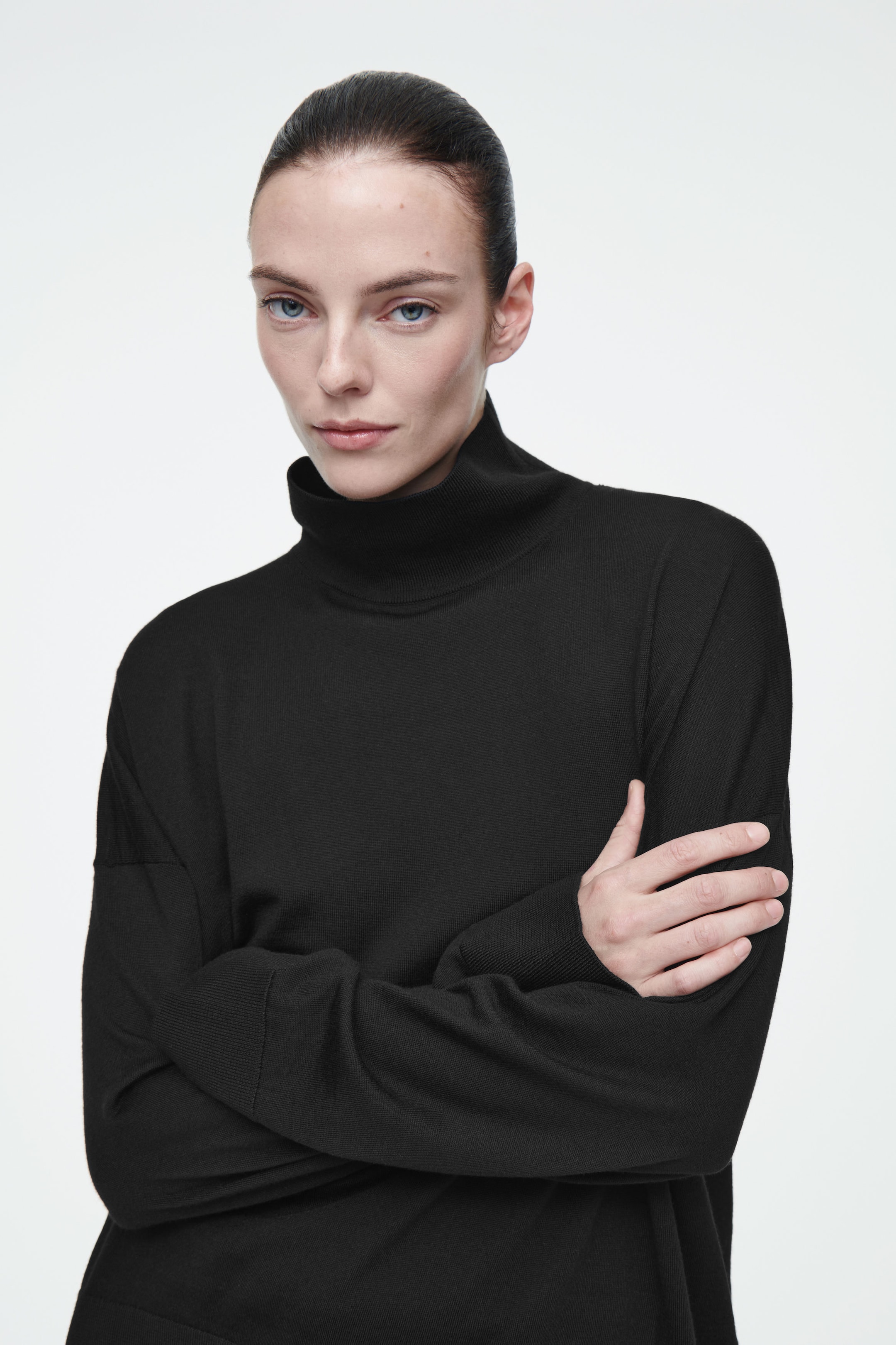 MERINO WOOL TURTLENECK JUMPER