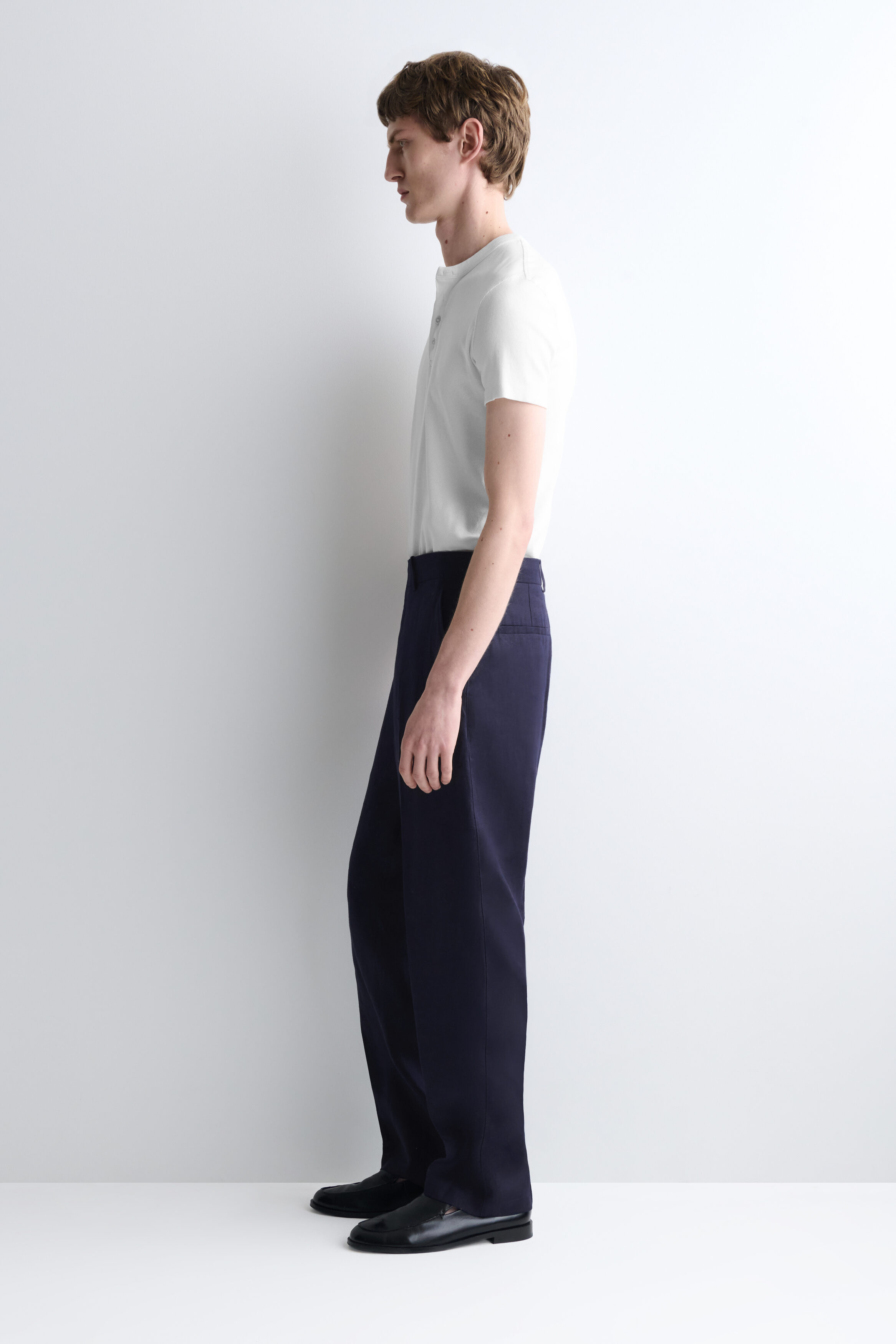 kosuke　COS リネンテーパードパンツ　ネイビー 紺 EUR 46 RELAXED LINEN TAPERED PANTS - NAVY | COS US