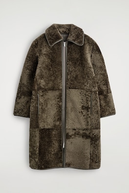 LEATHER-BONDED SHEARLING LONG COAT — KHAKI 3