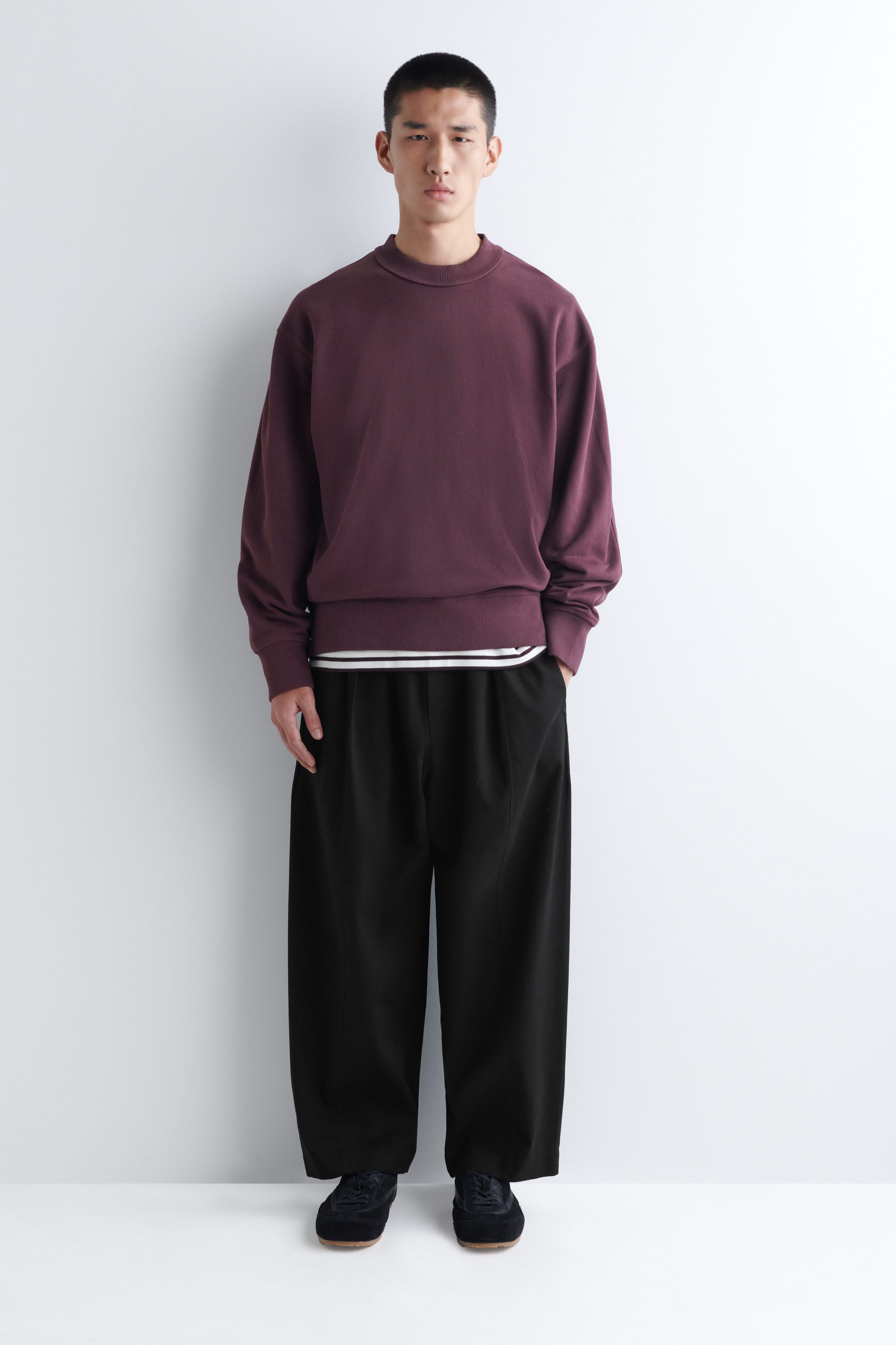 RELAXED WASHED-COTTON SWEATSHIRT - thumbnail 2