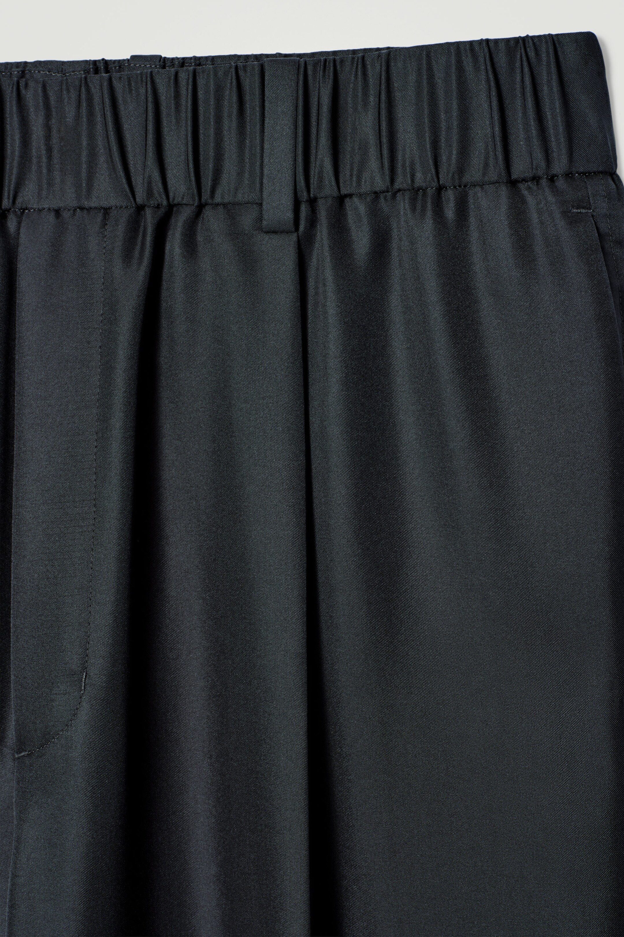 StillMedia/DescriptiveDetail