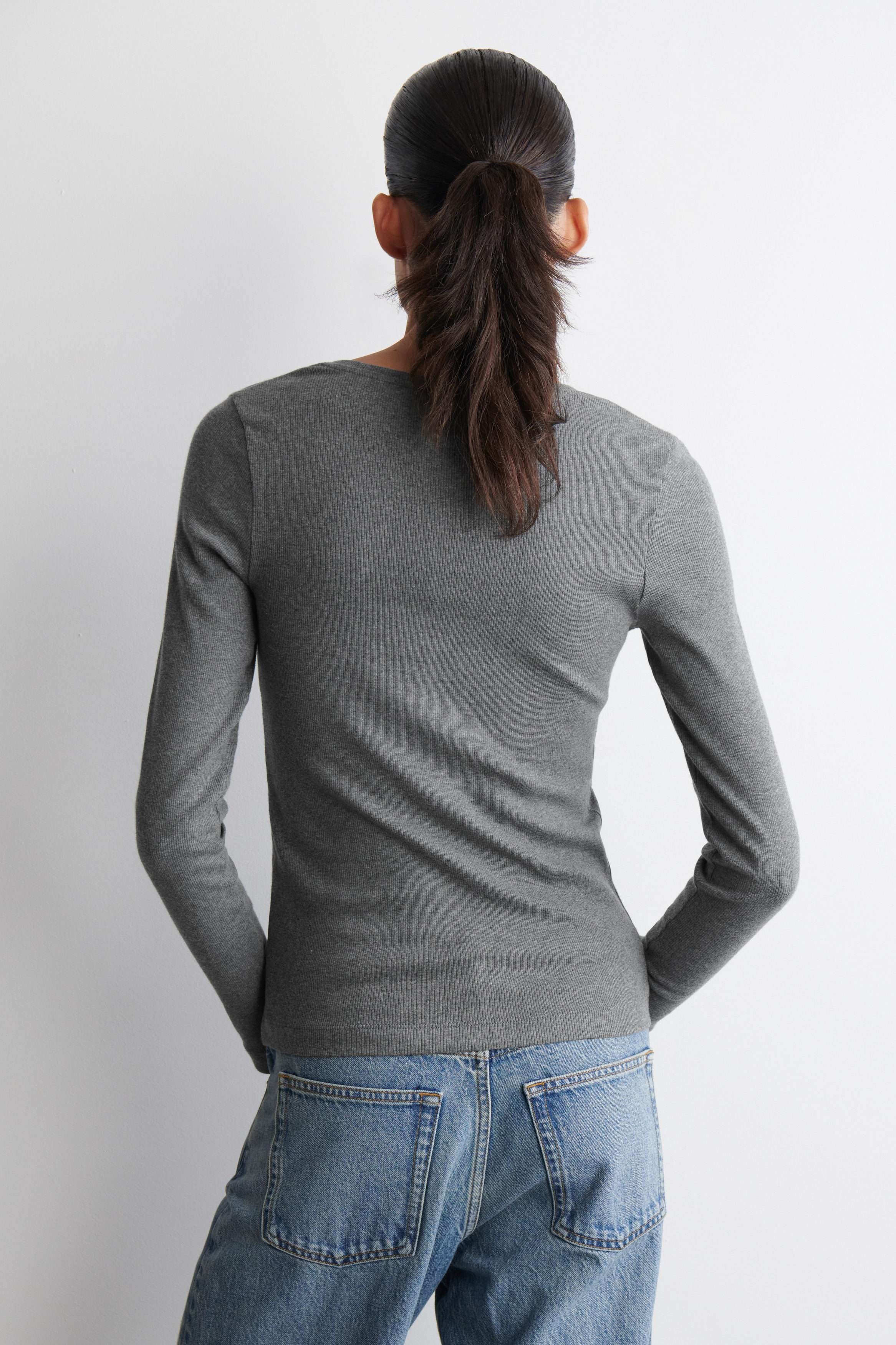 LONG-SLEEVED HENLEY TOP - GREY MÉLANGE | COS