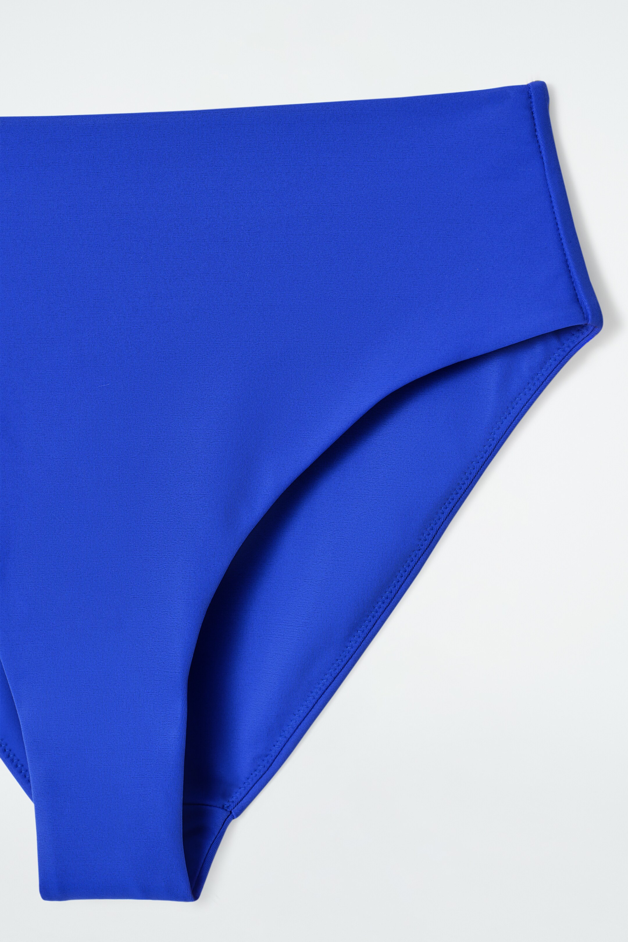 Zobrazit větší obrázek: bikiny s vysokým pasem - MODRÁ - ŽENY | H&M CZ 4