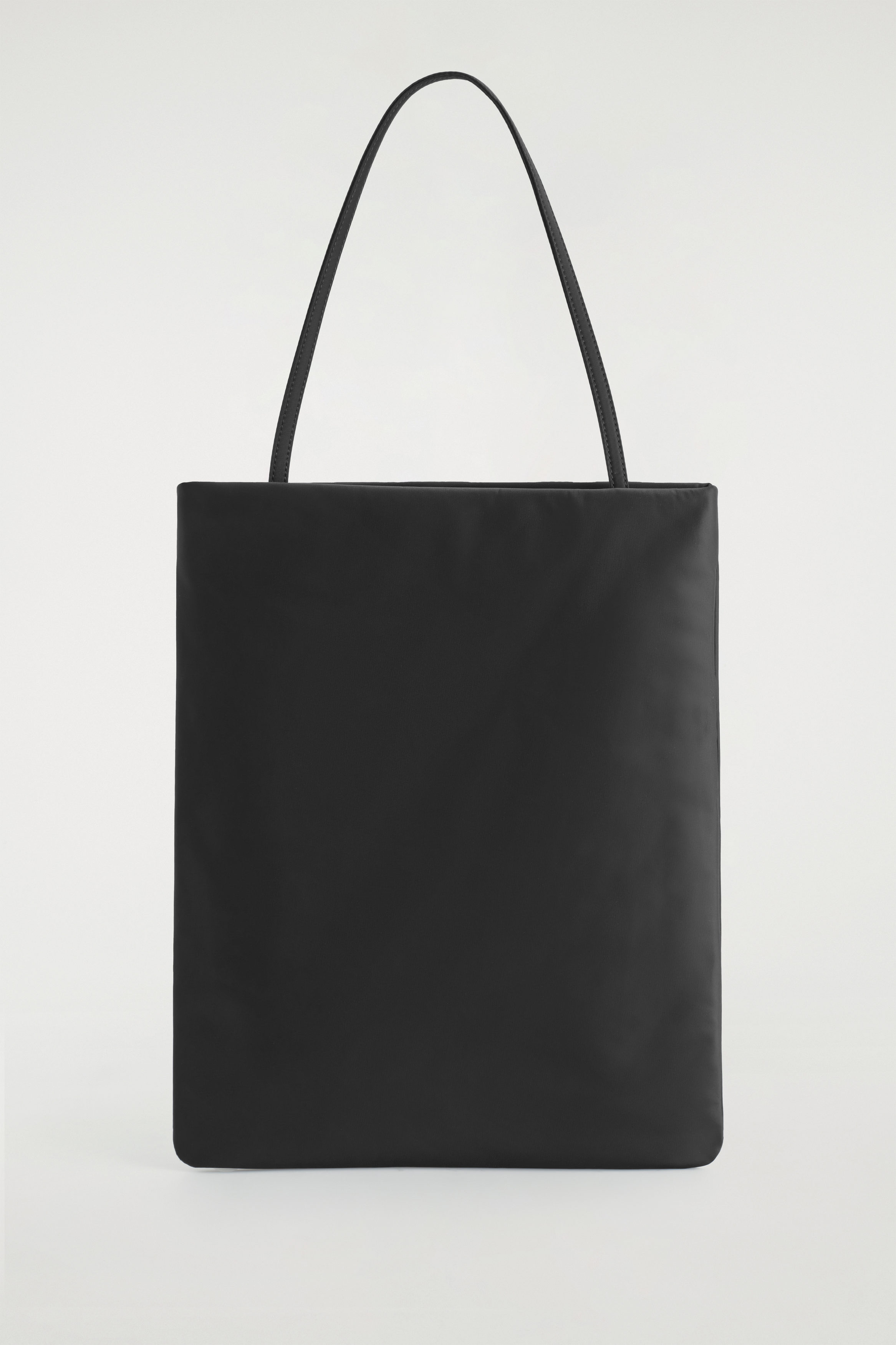 ARCHIVE TOTE BAG - NYLON - NAVY | COS