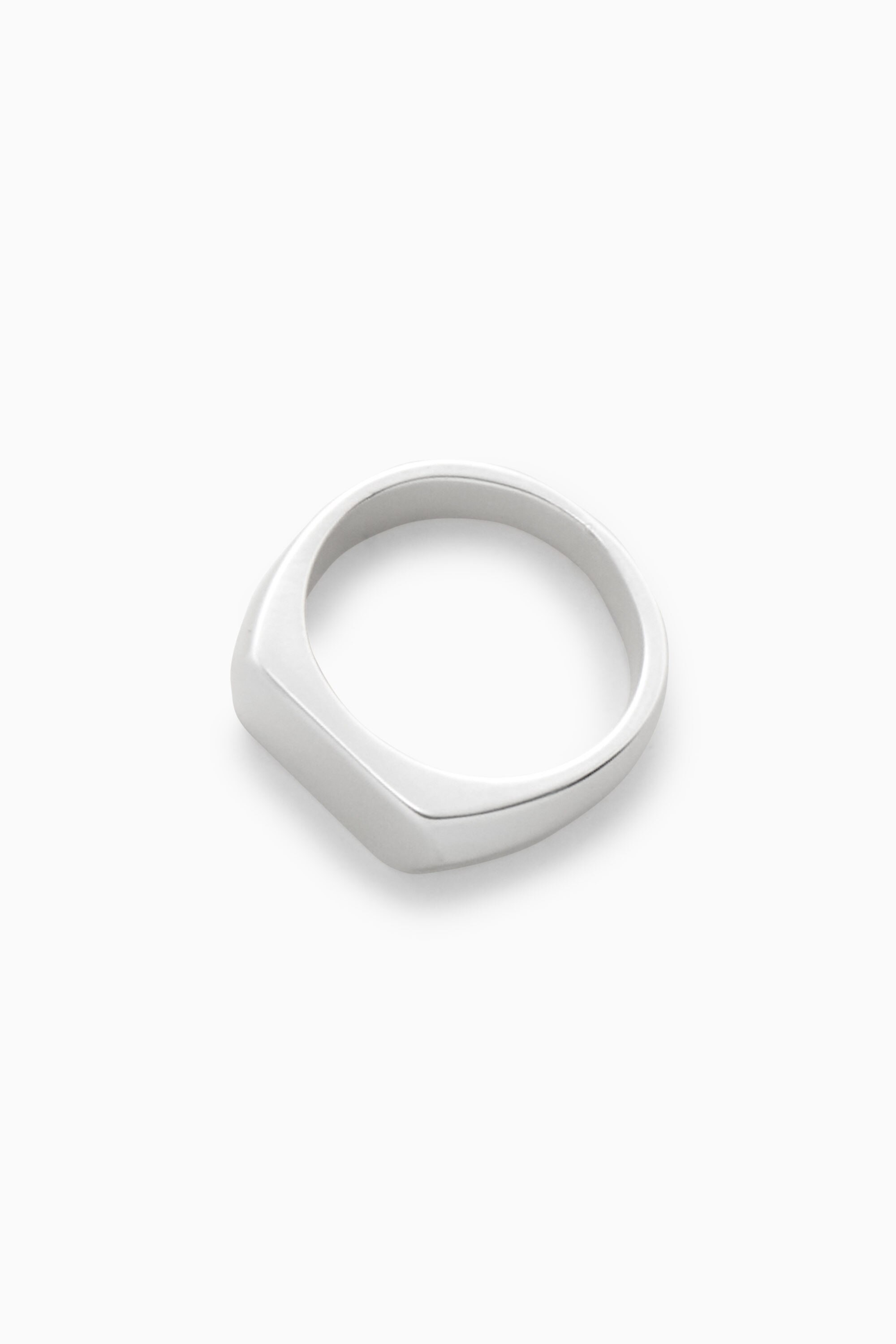 NARROW SIGNET RING - SILVER | COS