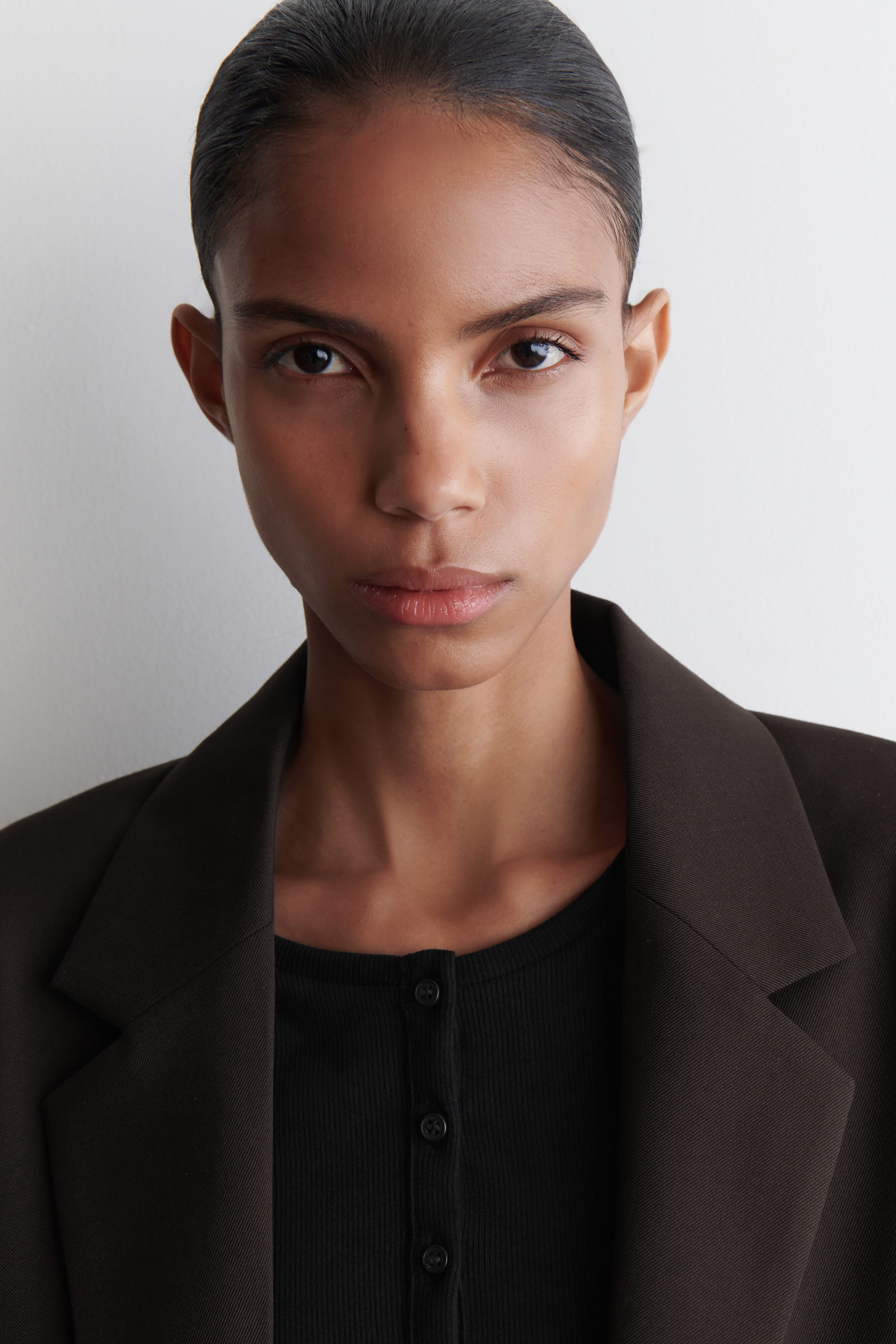 LONG-SLEEVED HENLEY TOP - BLACK | COS US