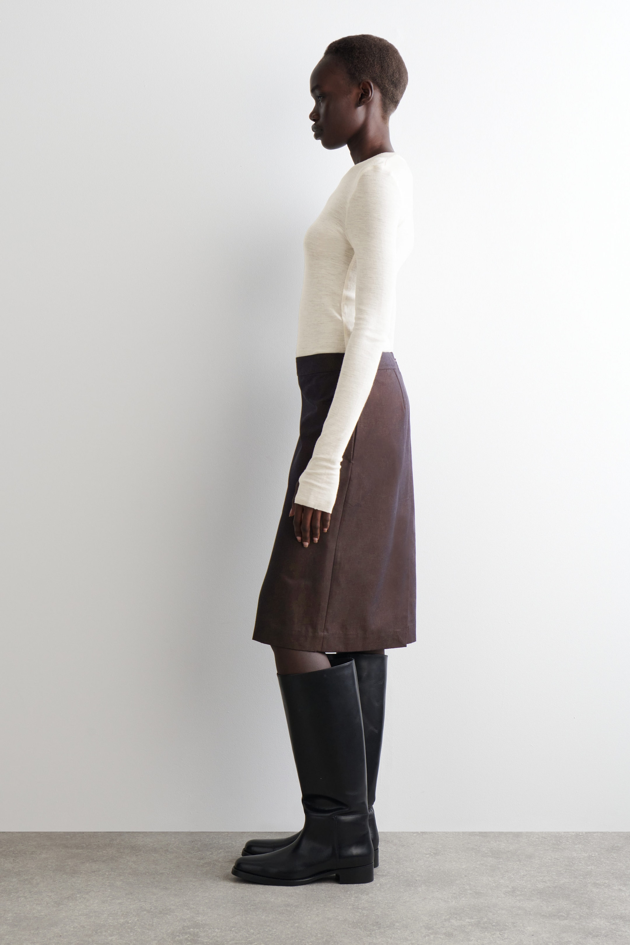 CREW-NECK MERINO WOOL TOP
