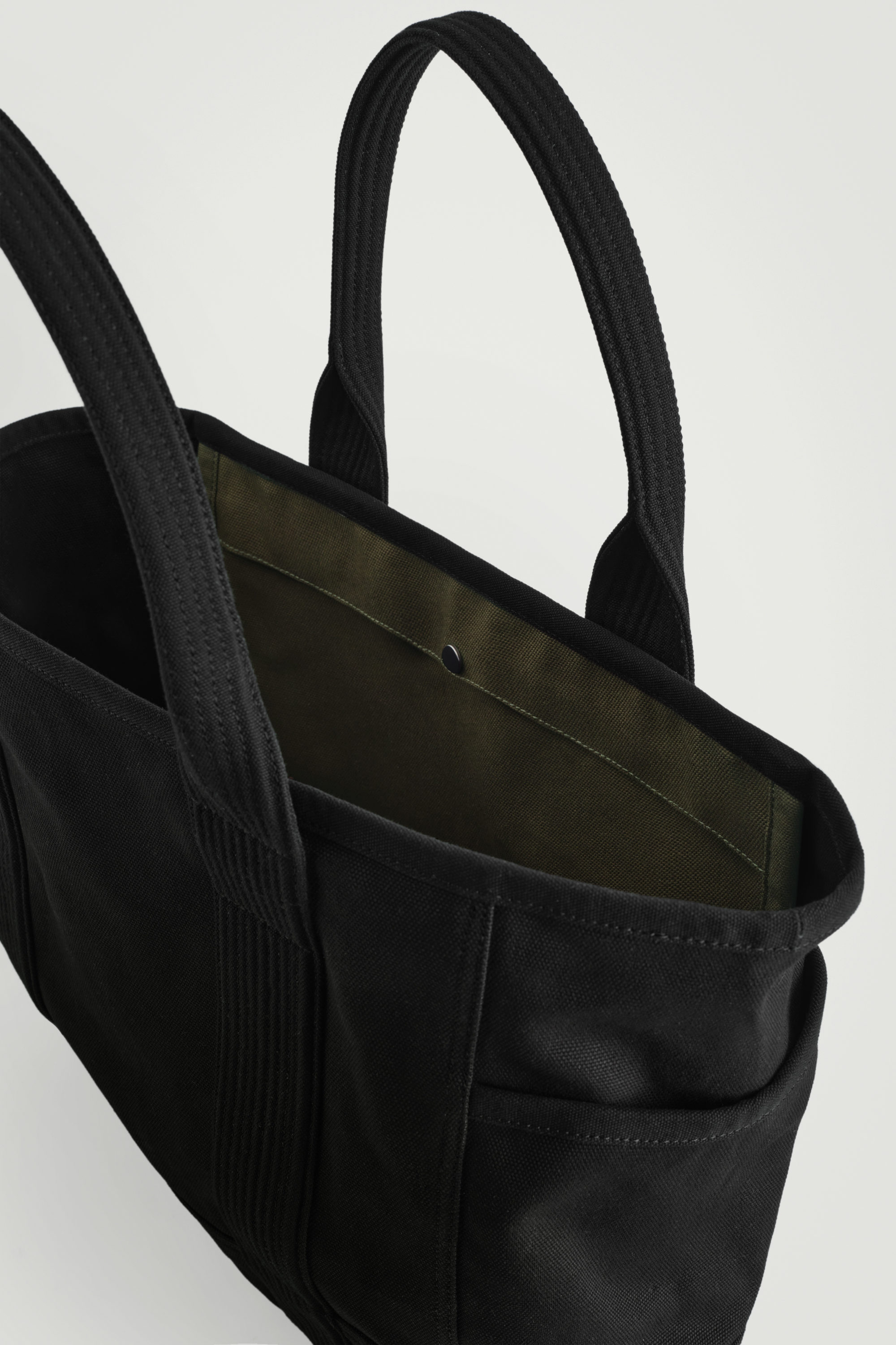 OVERSIZED TOTE BAG - CANVAS - BLACK | COS