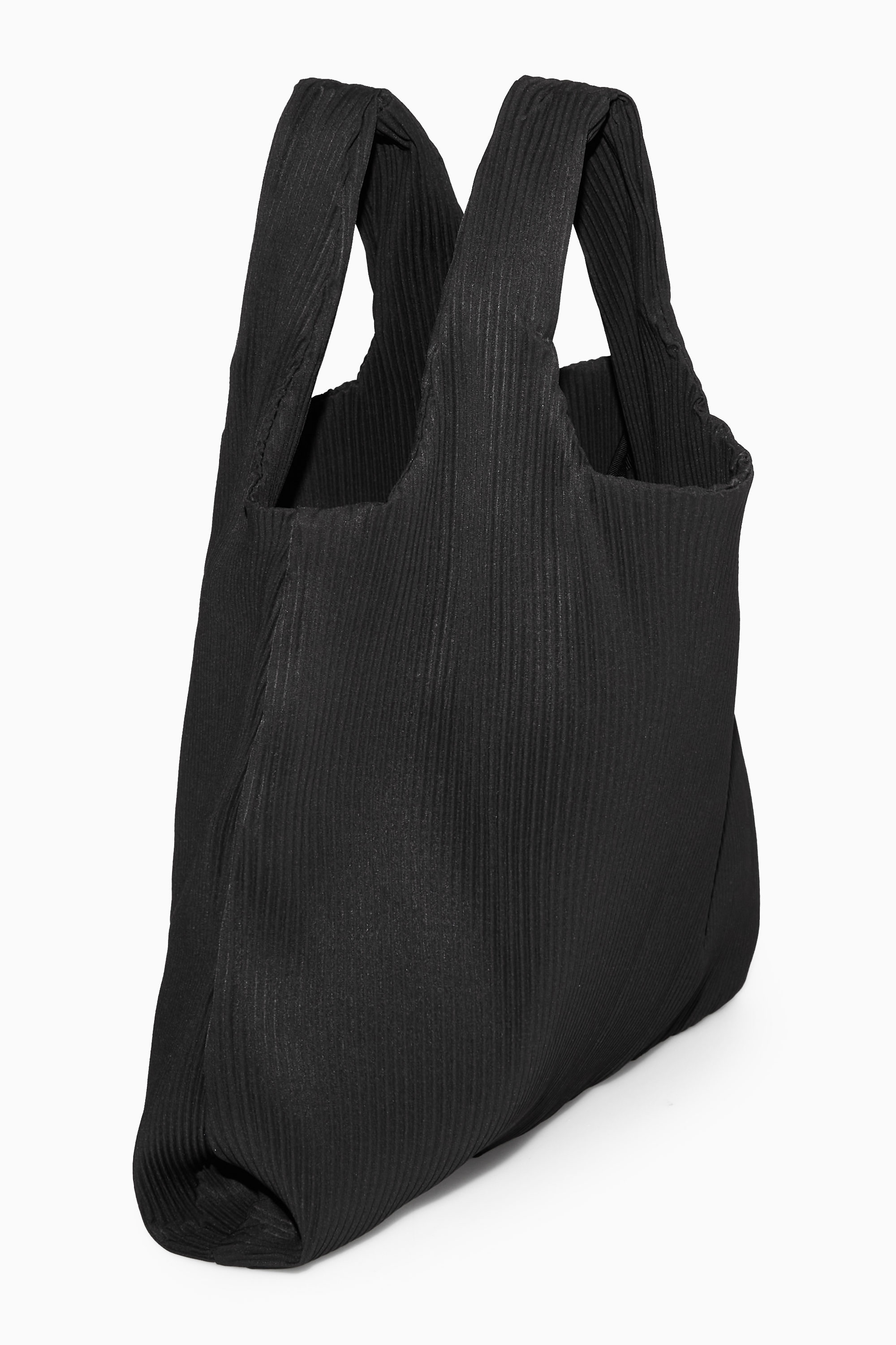 ★TOUT Y EST★ Simple shopper bag 62 pleated pleats black S SMALL PLEATED TOTE BAG - BLACK | COS
