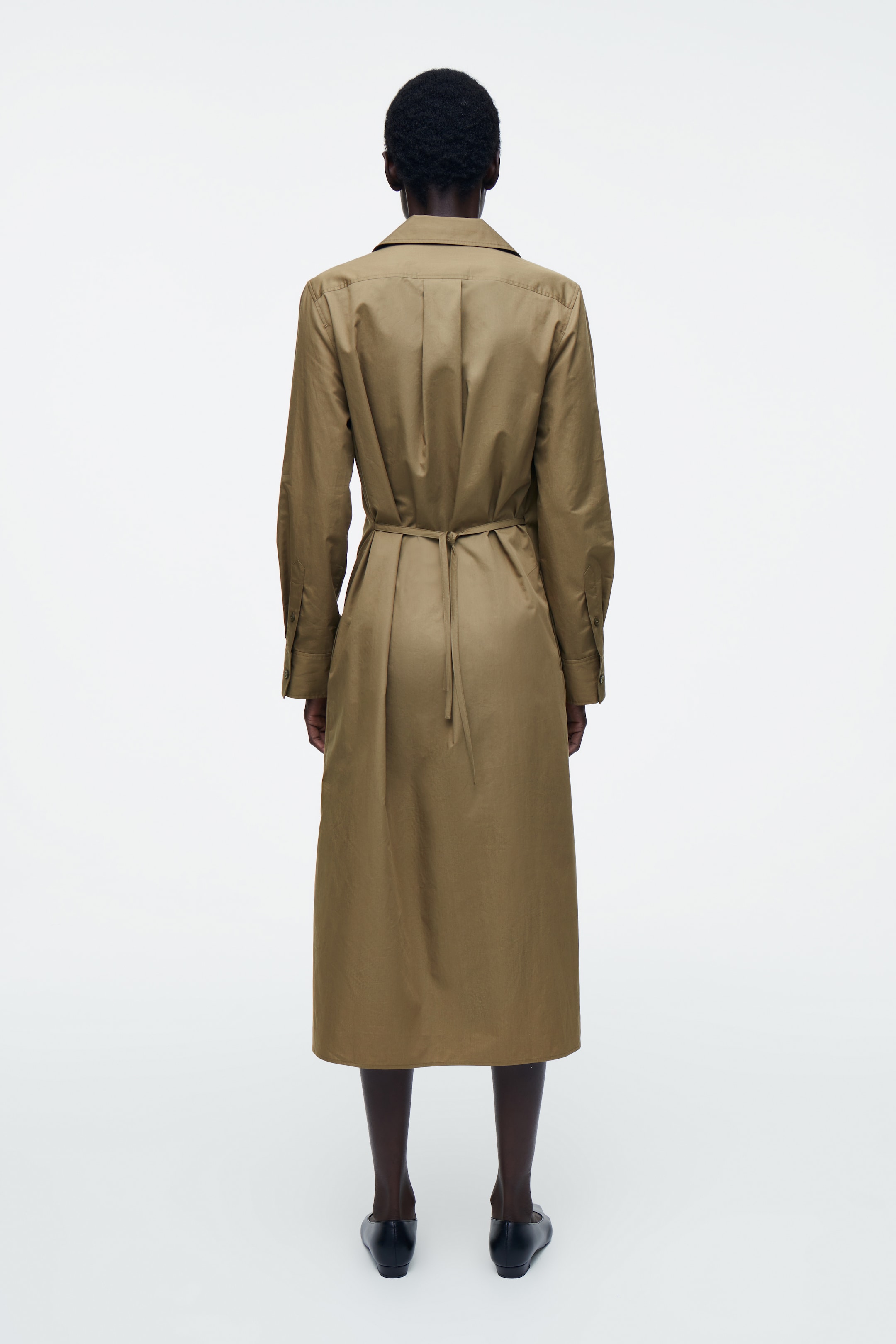 Grotere afbeelding bekijken: DUBBELGEBREIDE MIDI OVERHEMDJURK - Kaki - DAMES | H&M BE 5