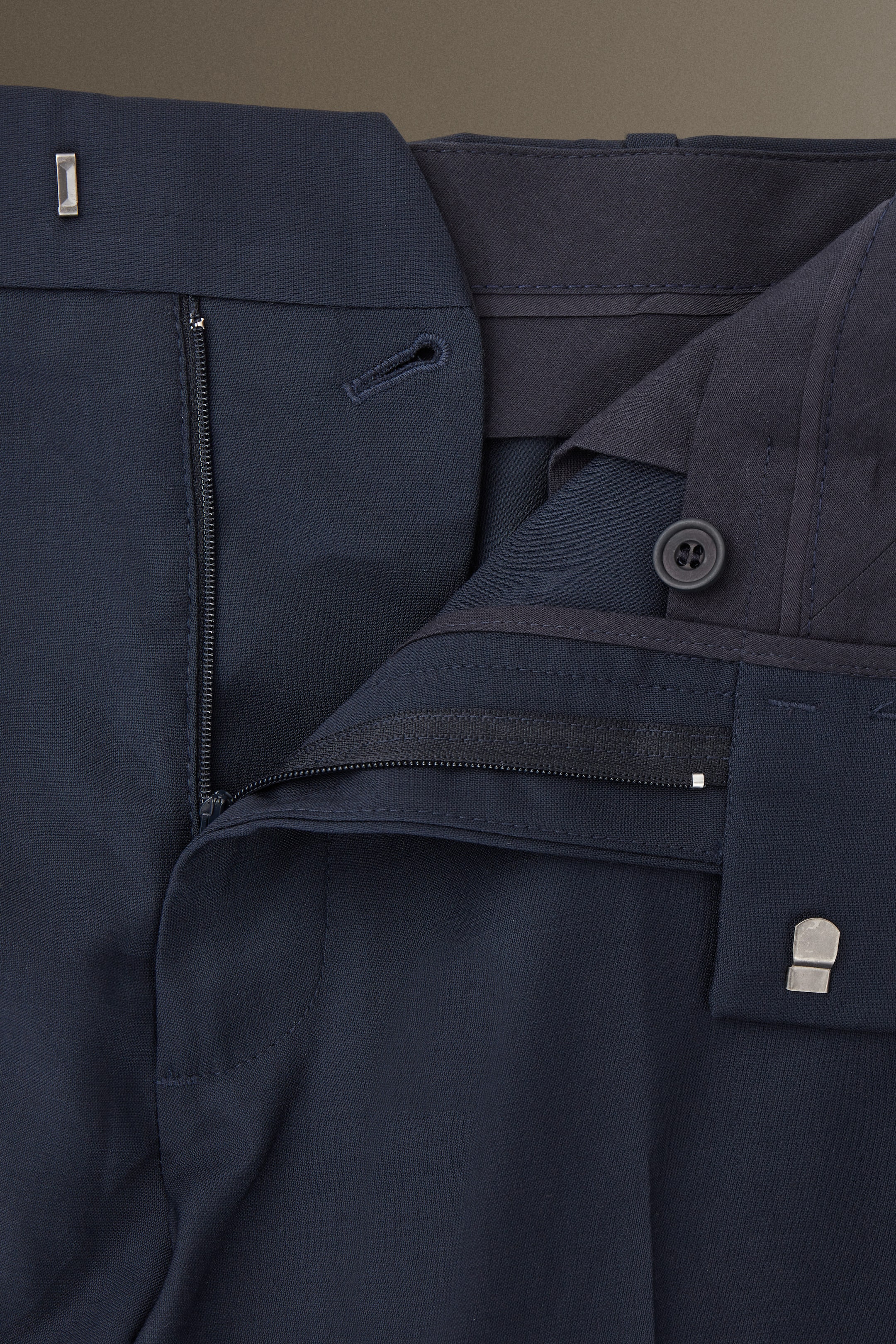 StillMedia/DescriptiveDetail