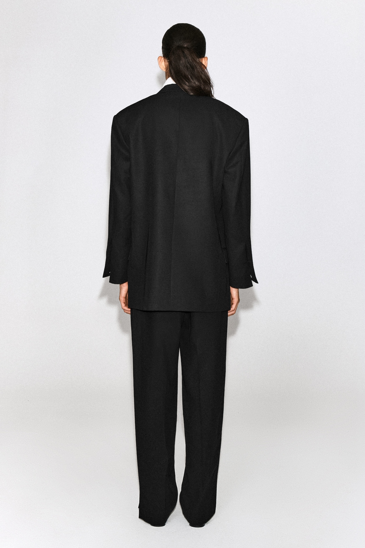 CONTRAST-LINED DOUBLE-BREASTED BLAZER — BLACK