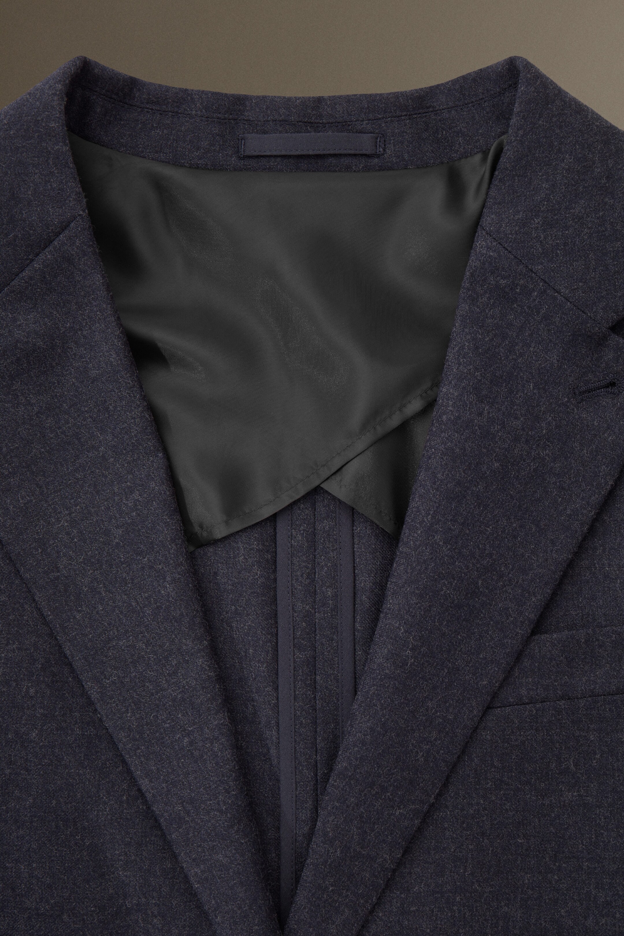 StillMedia/DescriptiveDetail