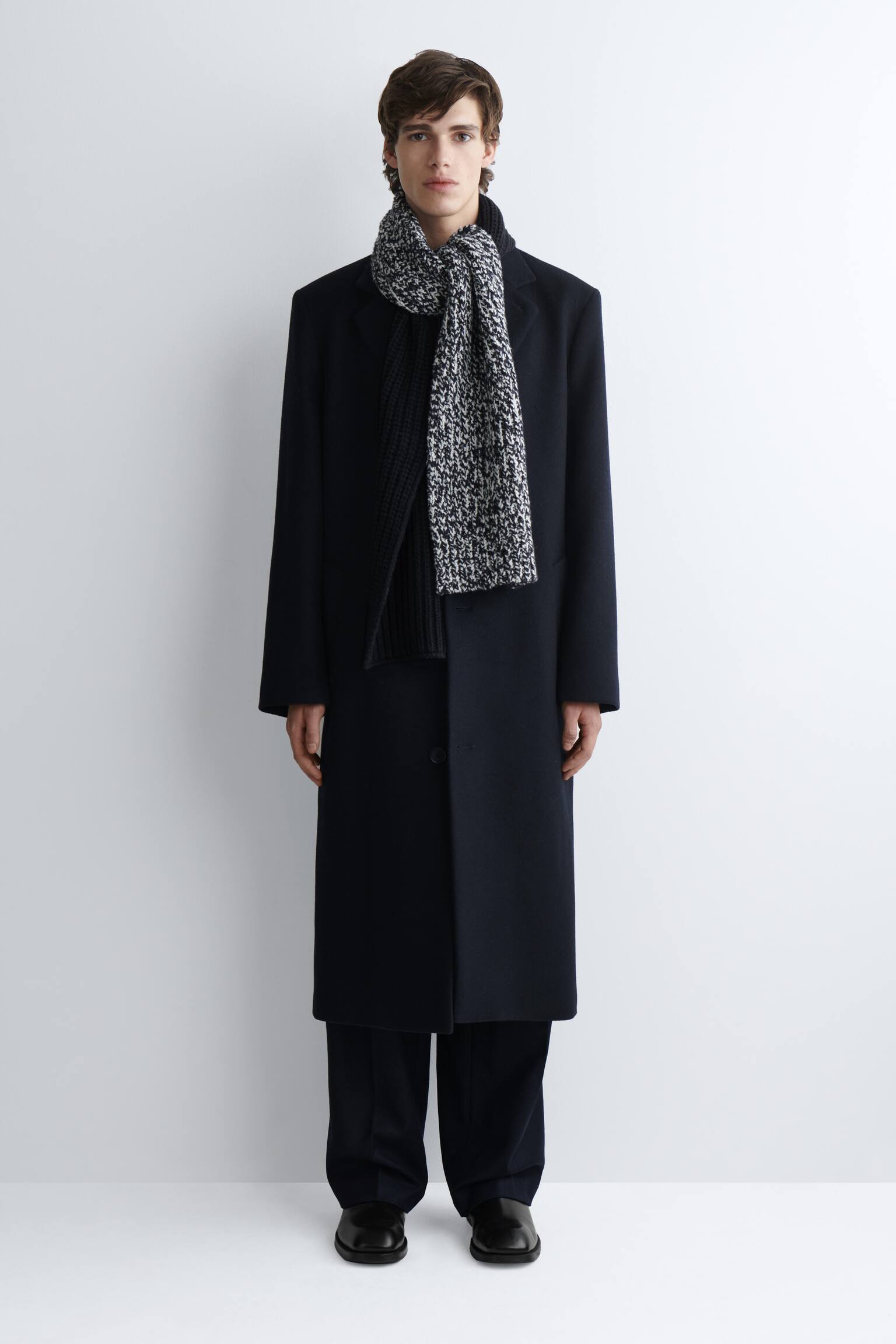 OBOUSTRANNÁ ŠÁLA Z VLNĚNÉ SMĚSI S MELÍREM - NAVY / WHITE - 3