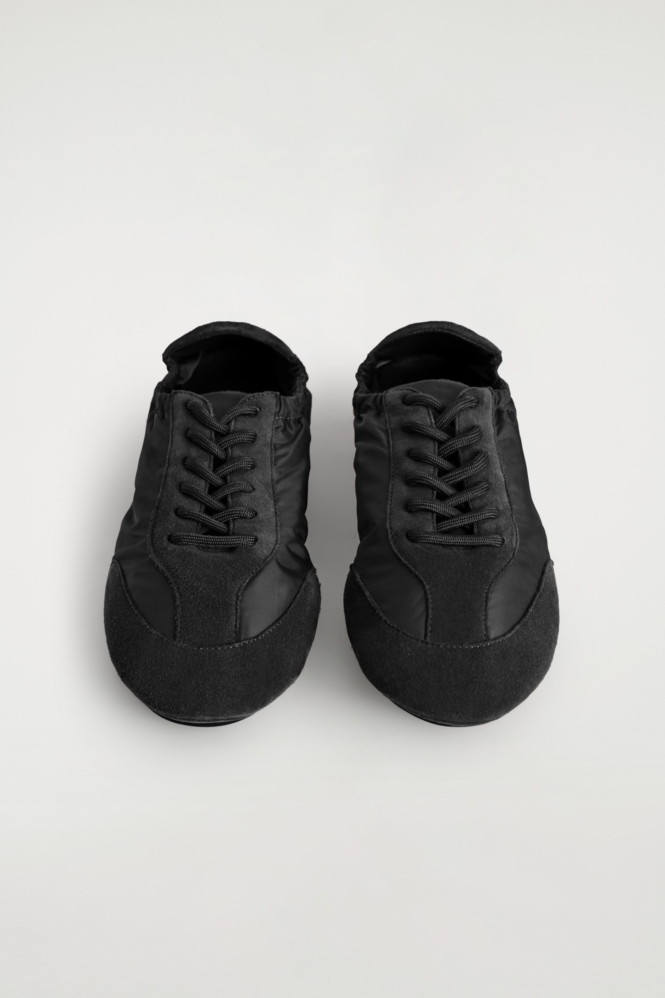 StillMedia/DescriptiveStillLife