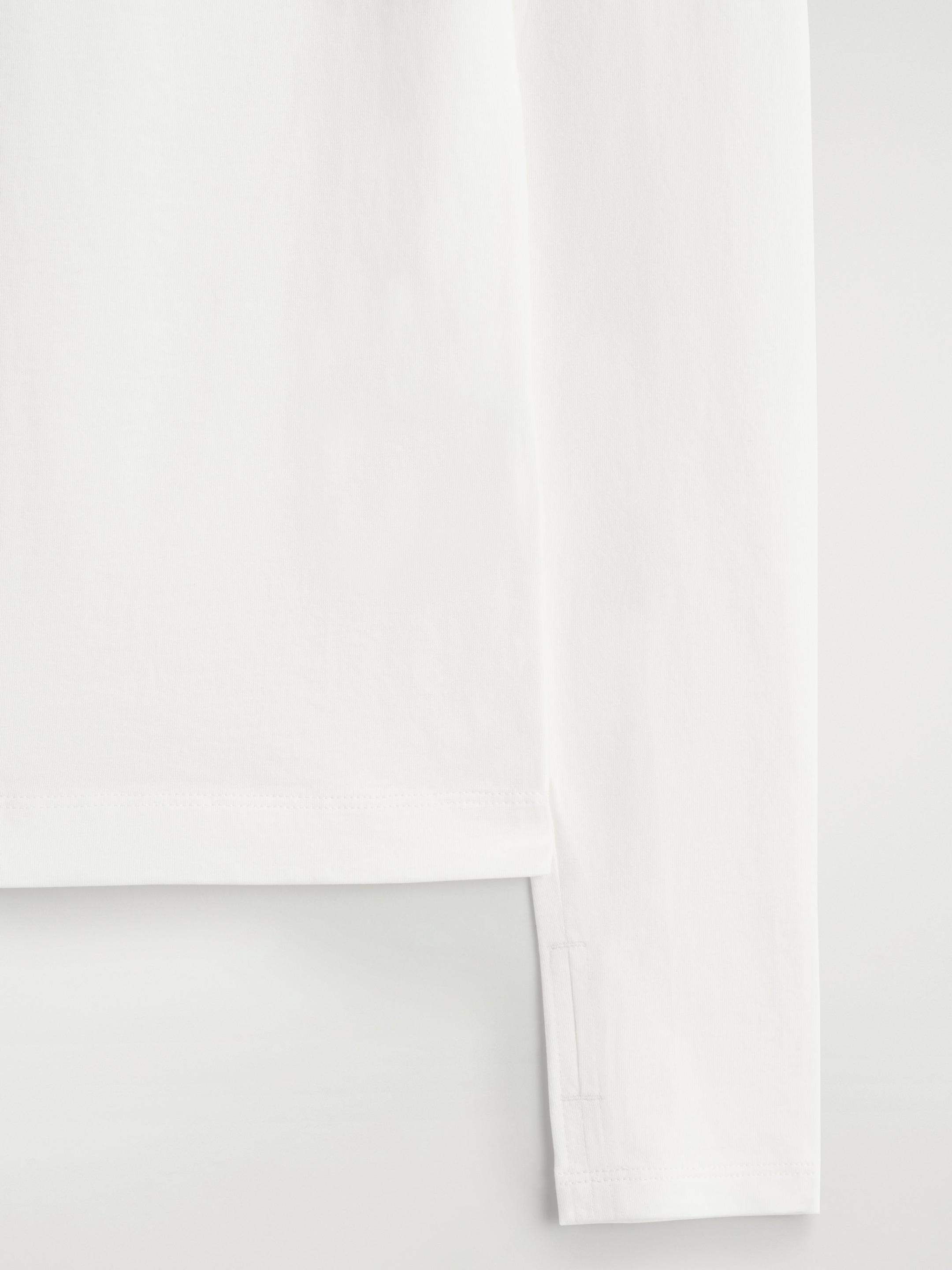 StillMedia/DescriptiveDetail