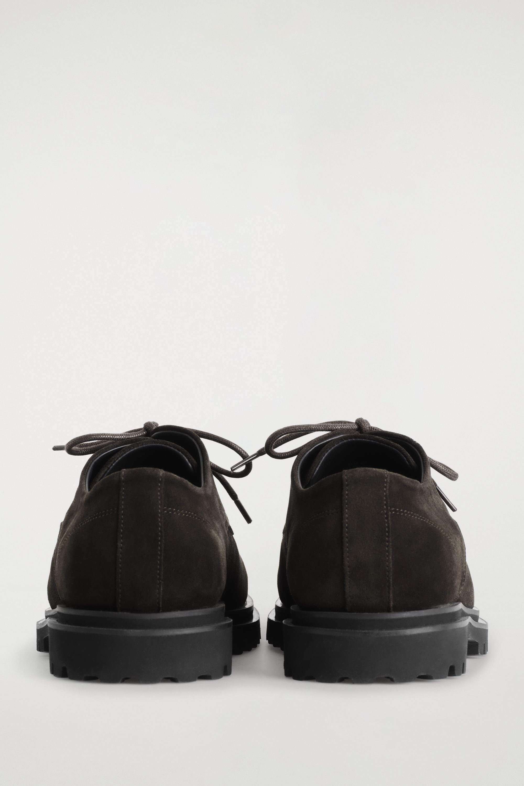 国内で当店のみ Hanqiaoriji - Suede Chunky Casual Derby Shoes CHUNKY SUEDE DERBY SHOES - DARK BROWN | COS