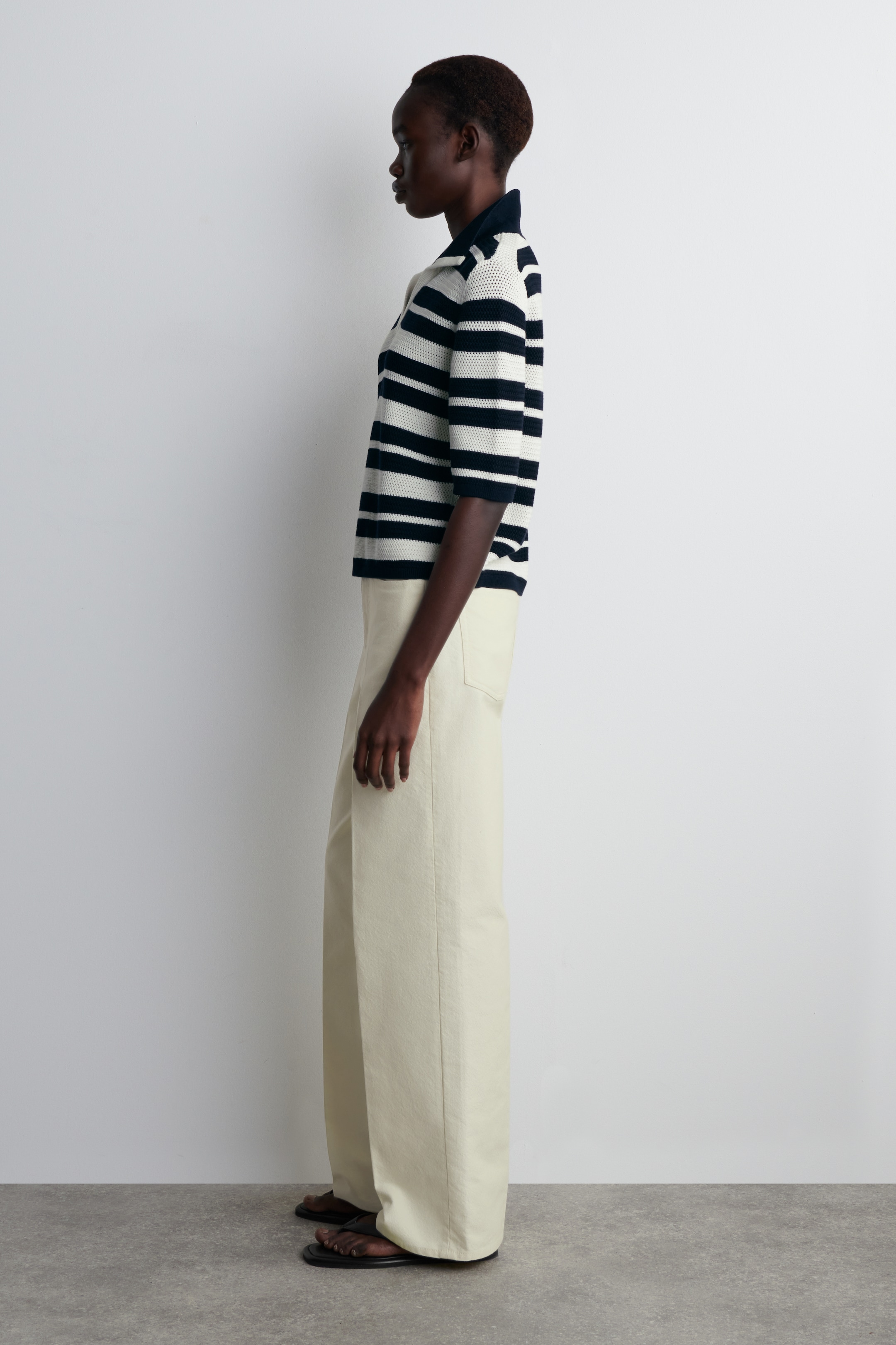 Visualizza immagine più grande: POLO CON LAVORAZIONE A MAGLIA APERTA - BIANCO / RIGHE - DONNA | H&M IT 5