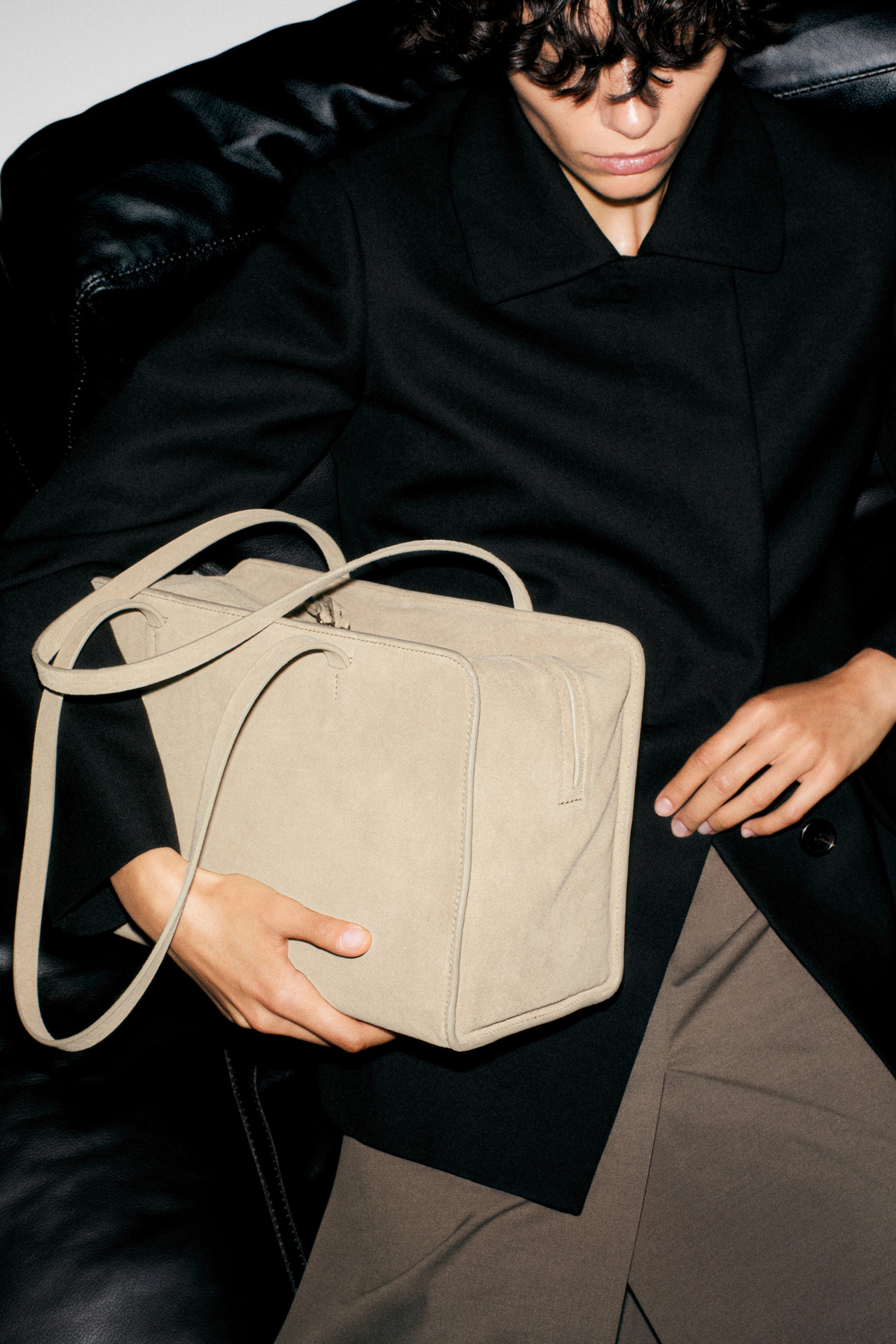 MARAIS BOWLING BAG - SUEDE