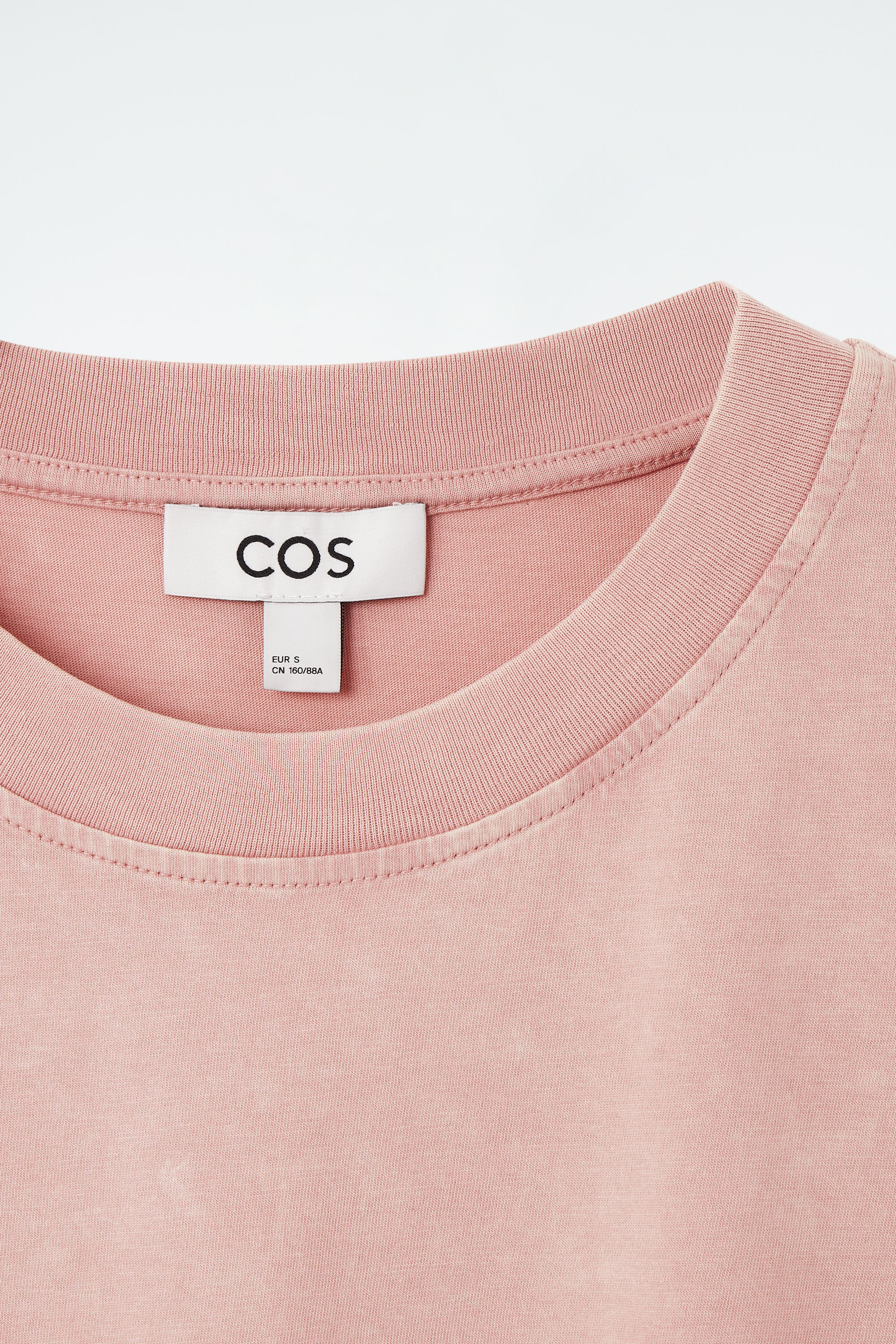 OVERSIZED FADED T-SHIRT - DUSTY PINK | COS