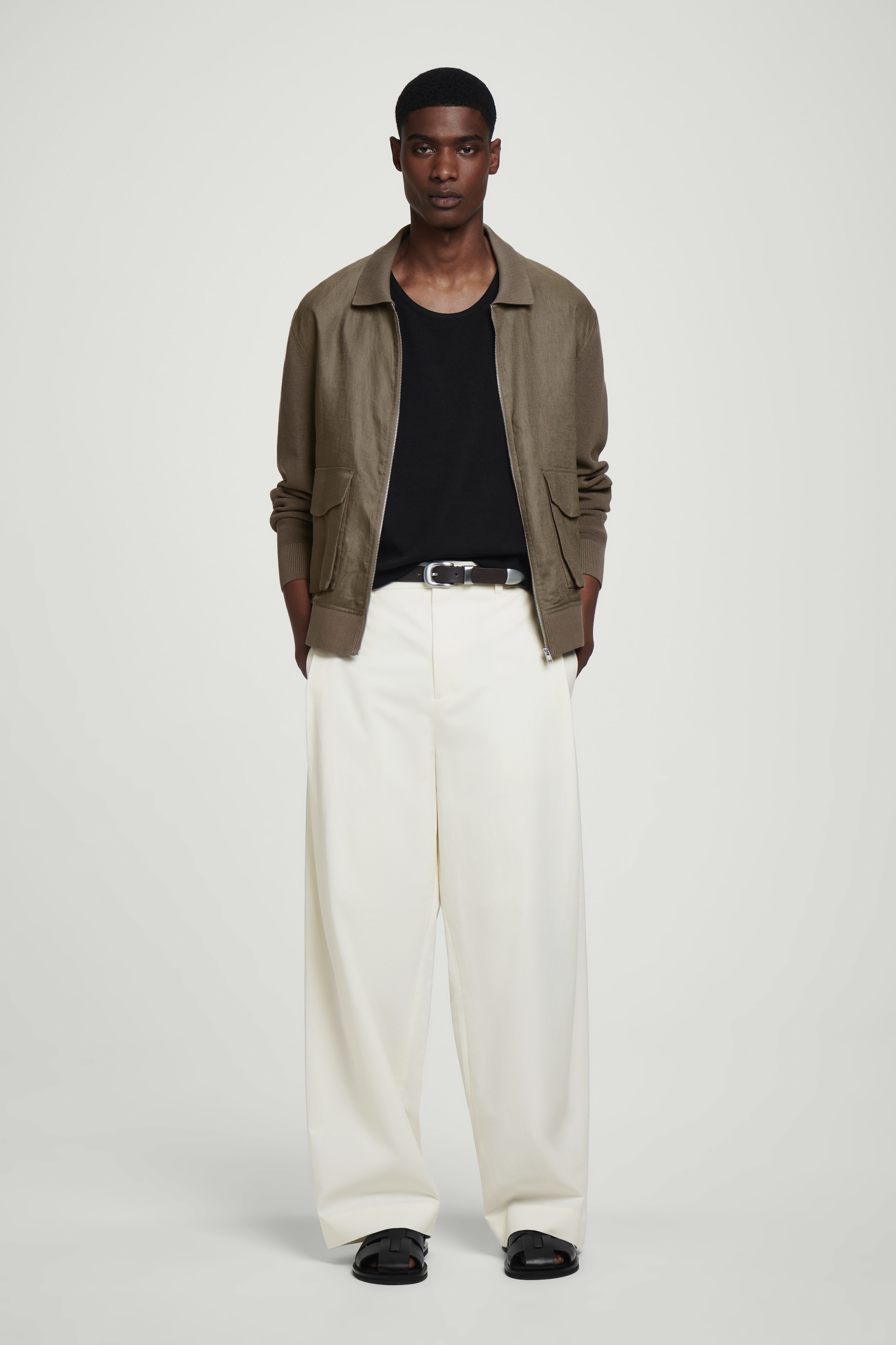 Größeres Bild anzeigen: TANKTOP AUS STRUKTURIERTEM BAUMWOLLJERSEY - SCHWARZ - Men | H&M AT 3