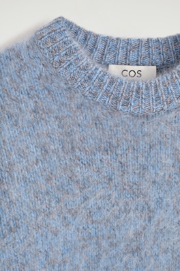 TWO-TONE BRUSHED PURE CASHMERE SWEATER — BLUE MÉLANGE 7