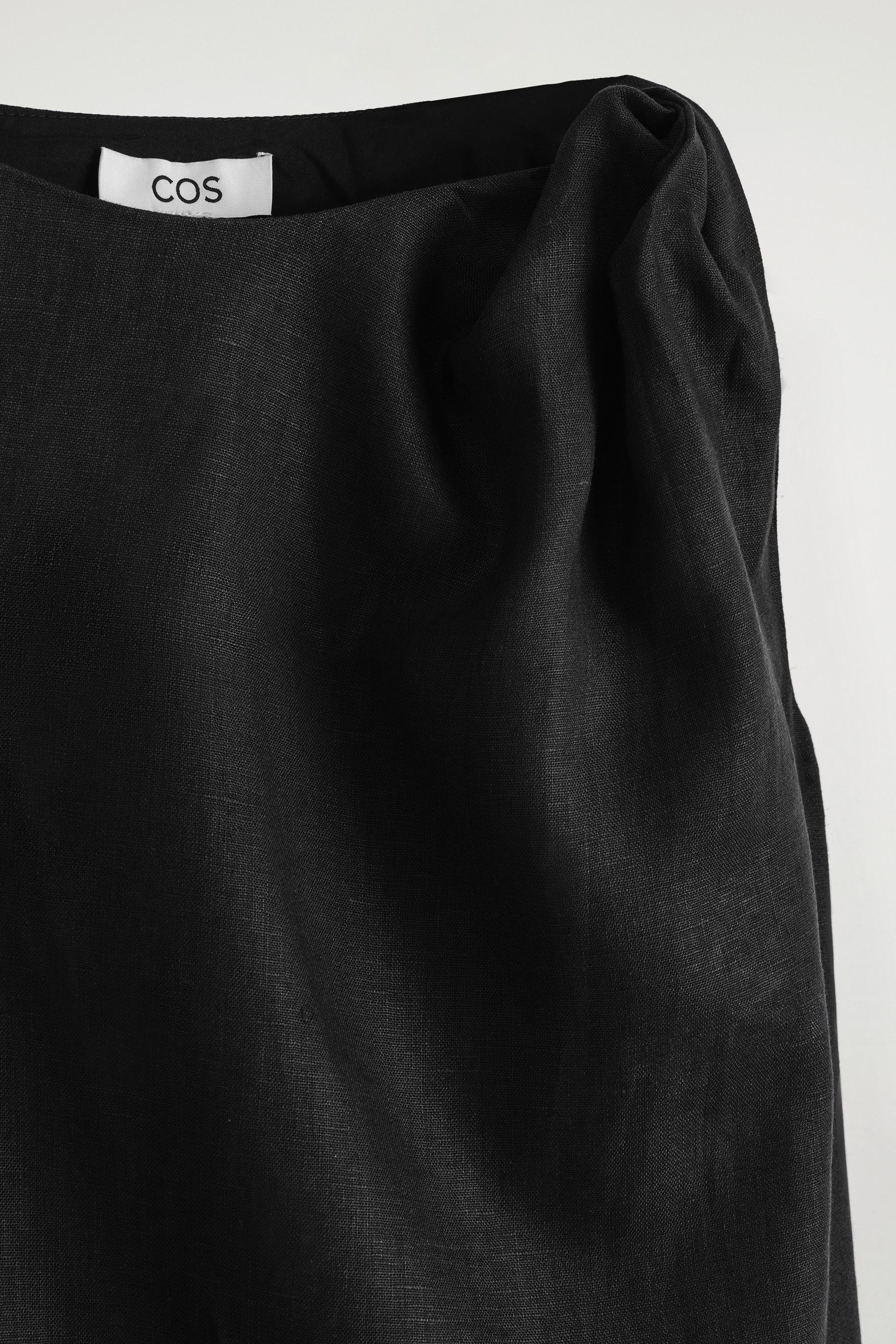 TWIST-DETAIL LINEN MINI DRESS - BLACK | COS