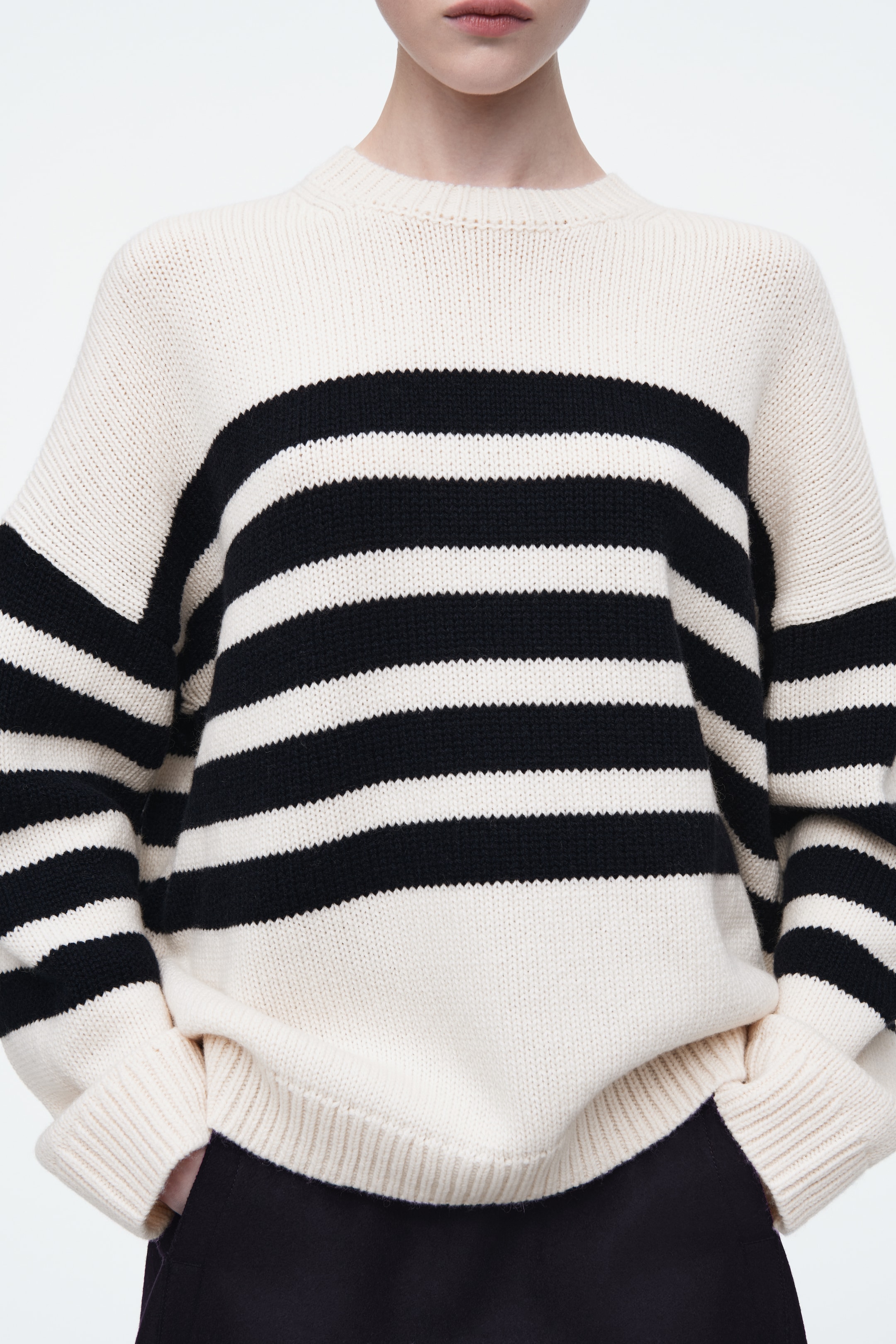 Visualizza immagine più grande: MAGLIONE IN LANA A RIGHE - ÉCRU / RIGHE - DONNA | H&M IT 3