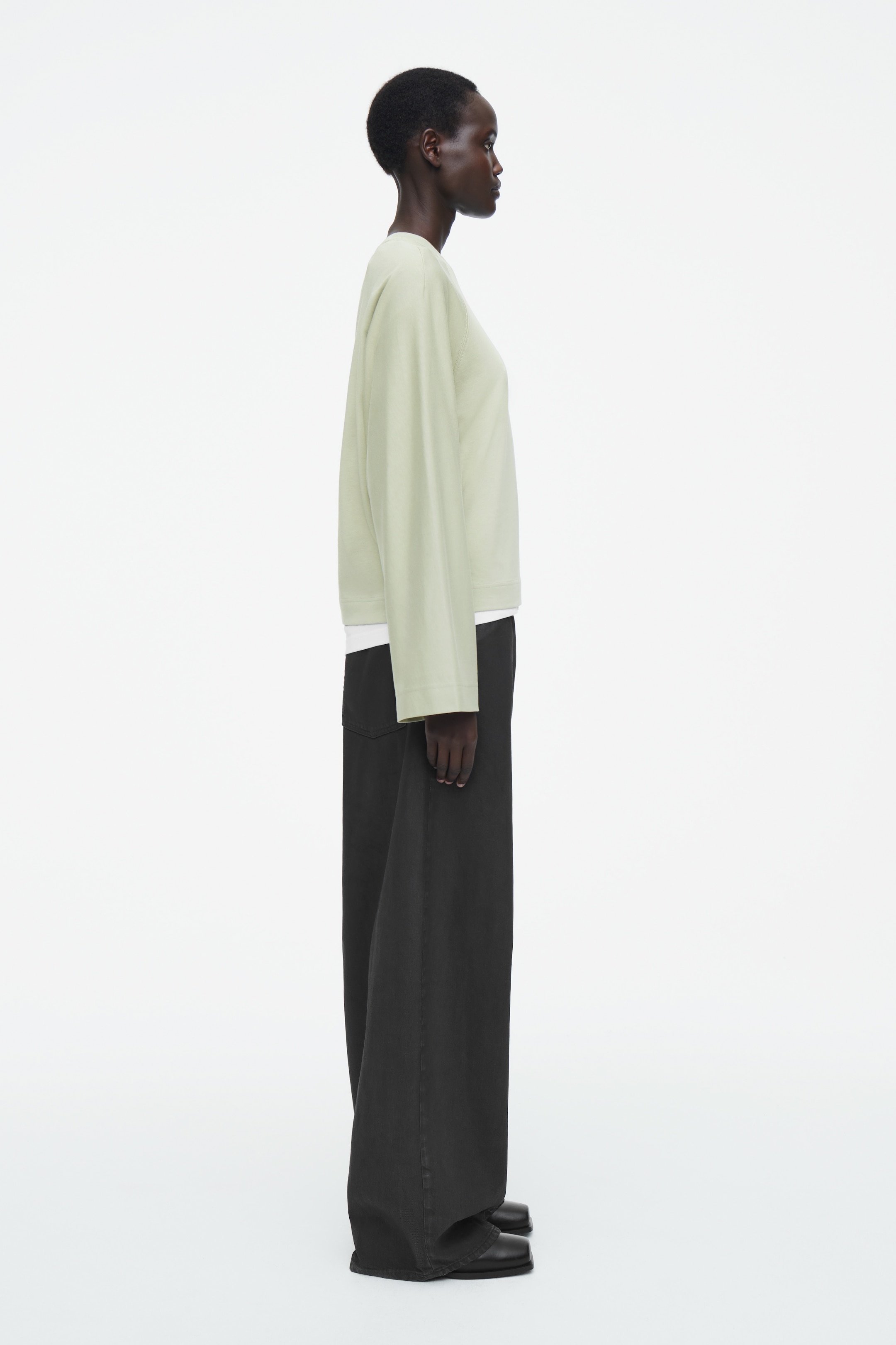 Grotere afbeelding bekijken: BOXY LONGSLEEVED T-SHIRT - SALIEGROEN - DAMES | H&M NL 4